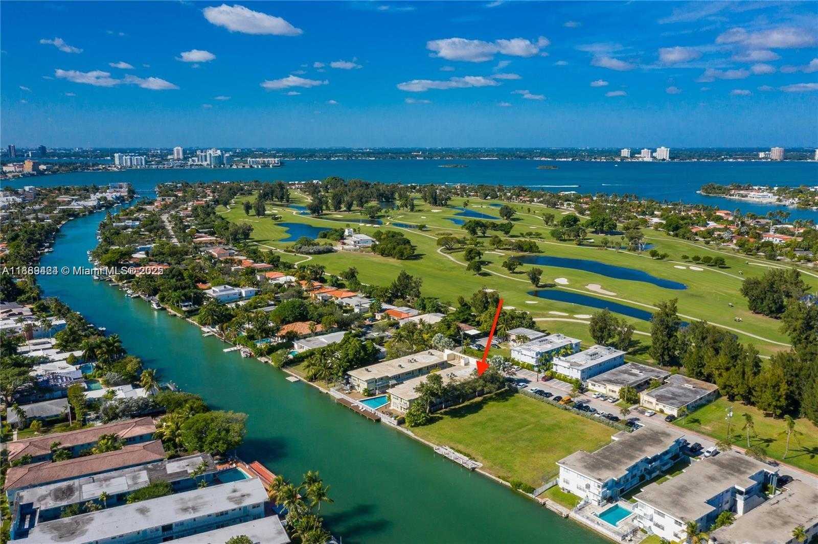 Small Image of 80 SOUTH SHORE DR #405, Miami Beach Number 27
