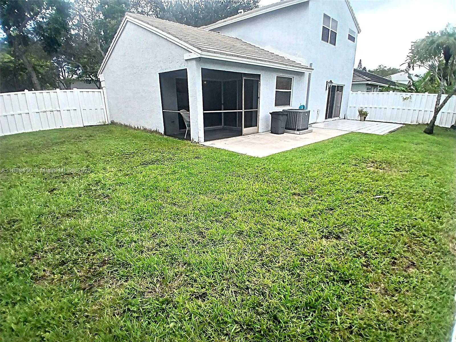 Small Image of 9944 NORTH WEST 2ND CT #9944, Plantation Number 16