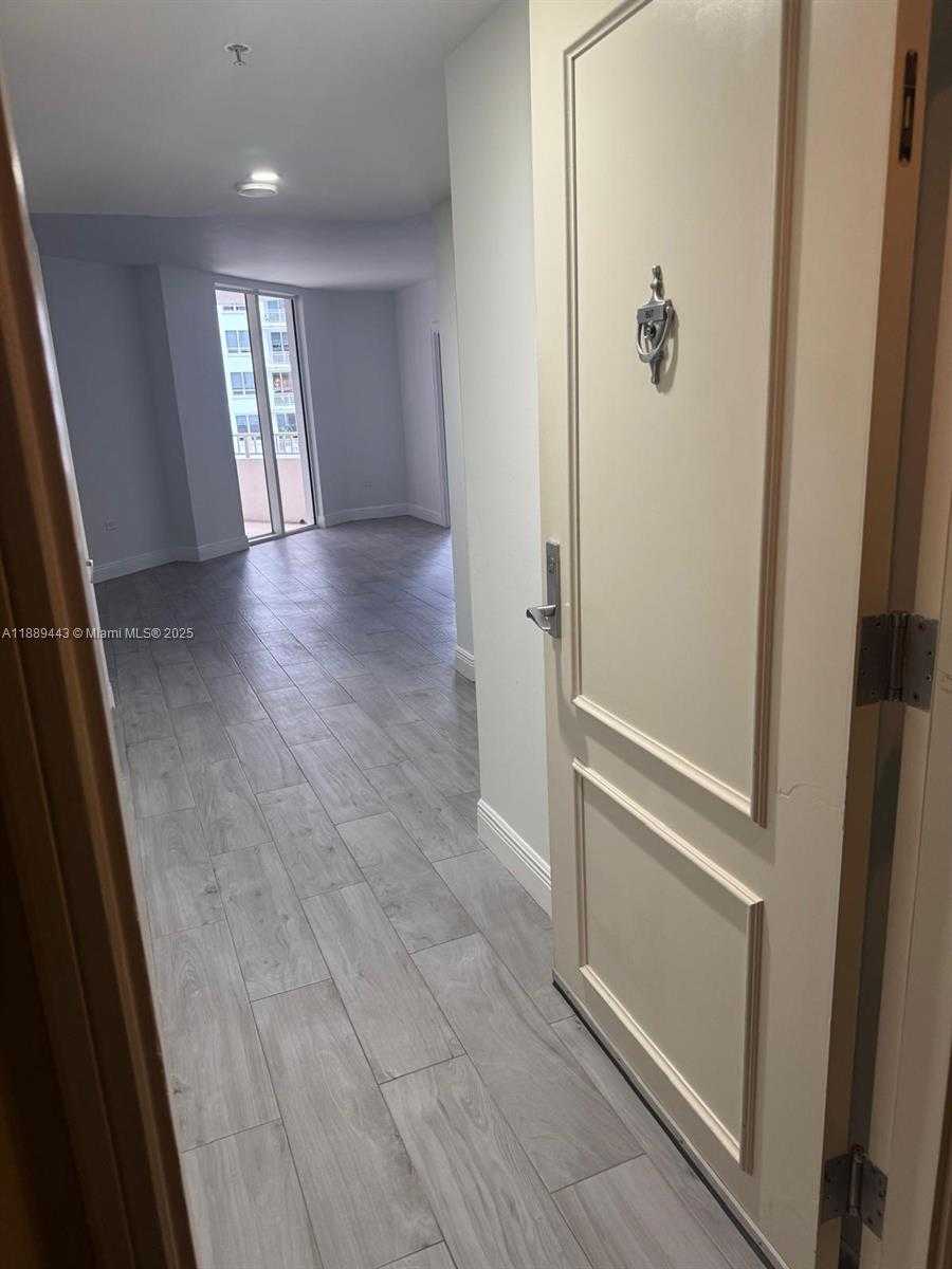 Small Image of 701 BRICKELL KEY BLVD #607, Miami Number 24