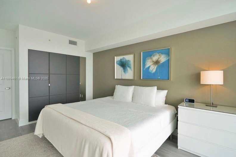 Small Image of 400 SUNNY ISLES BLVD #1616, Sunny Isles Beach Number 11