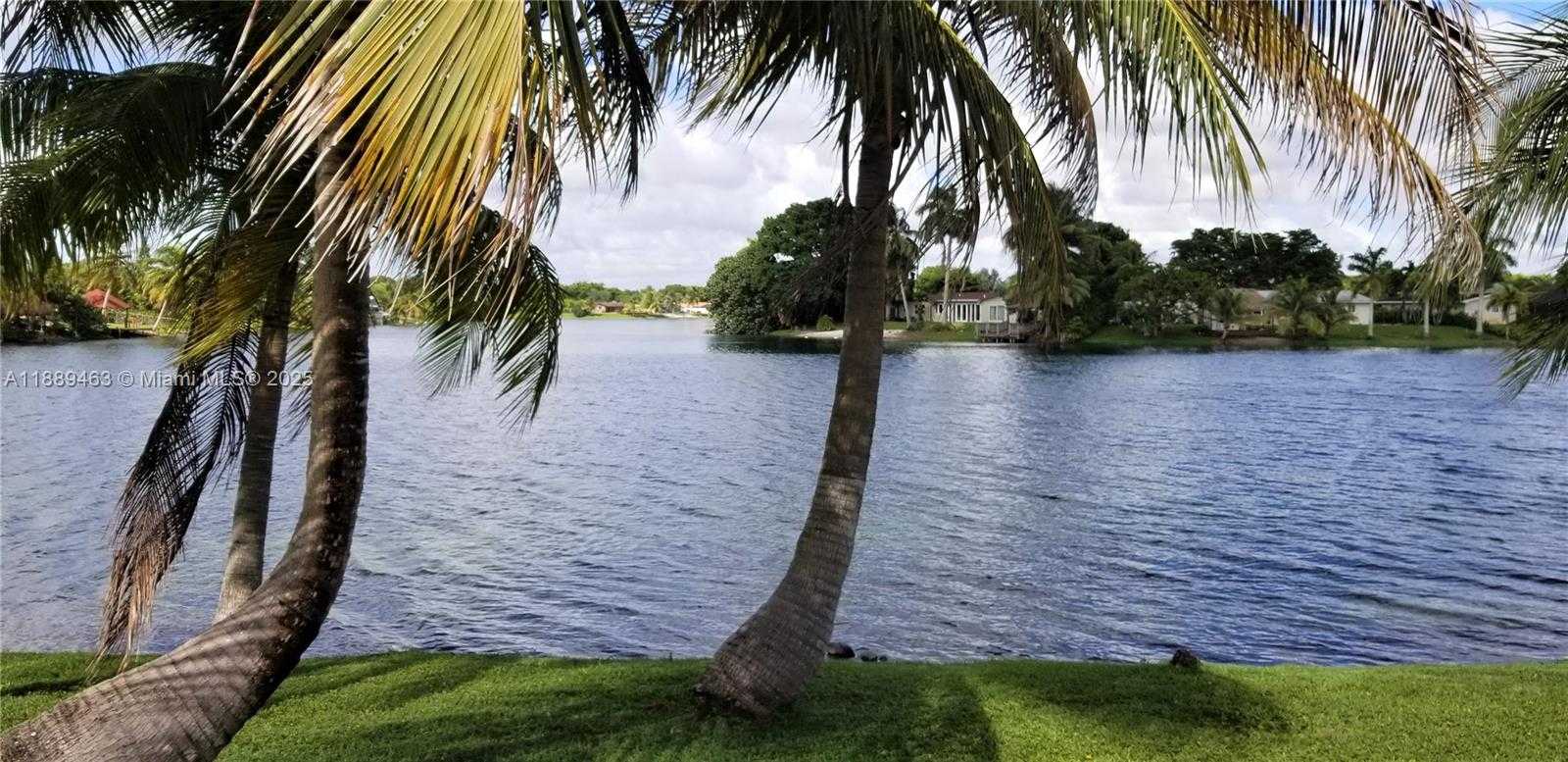 Small Image of 14201 NORTH KENDALL DR #405D, Miami Number 21