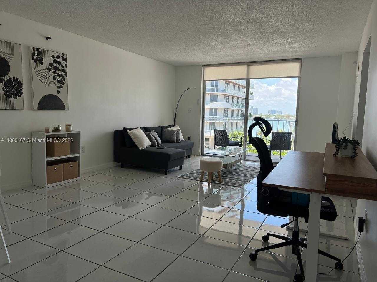 Small Image of 6801 INDIAN CREEK DR #509, Miami Beach Number 2