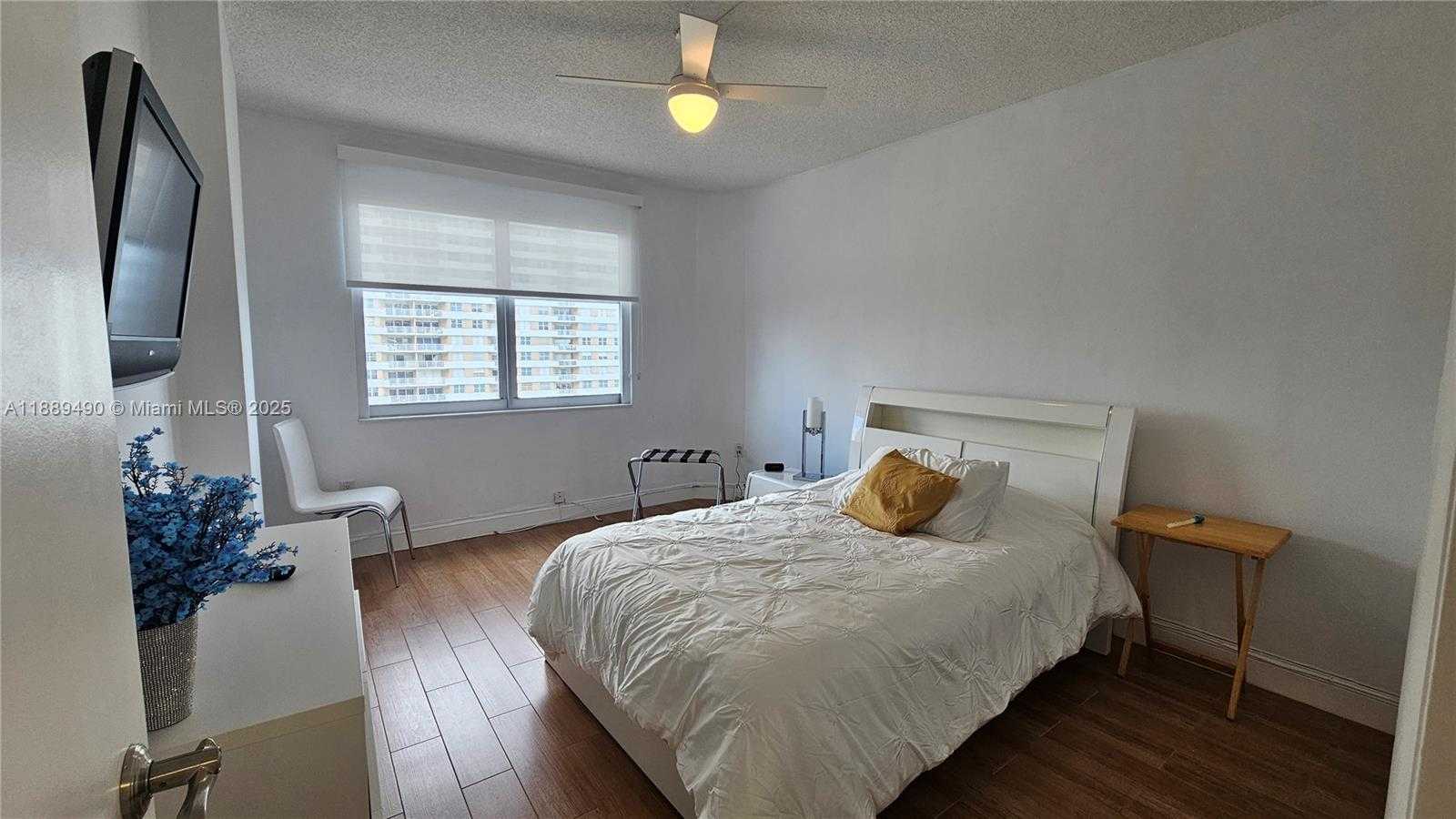 Small Image of 1980 SOUTH OCEAN DR #7F, Hallandale Beach Number 10