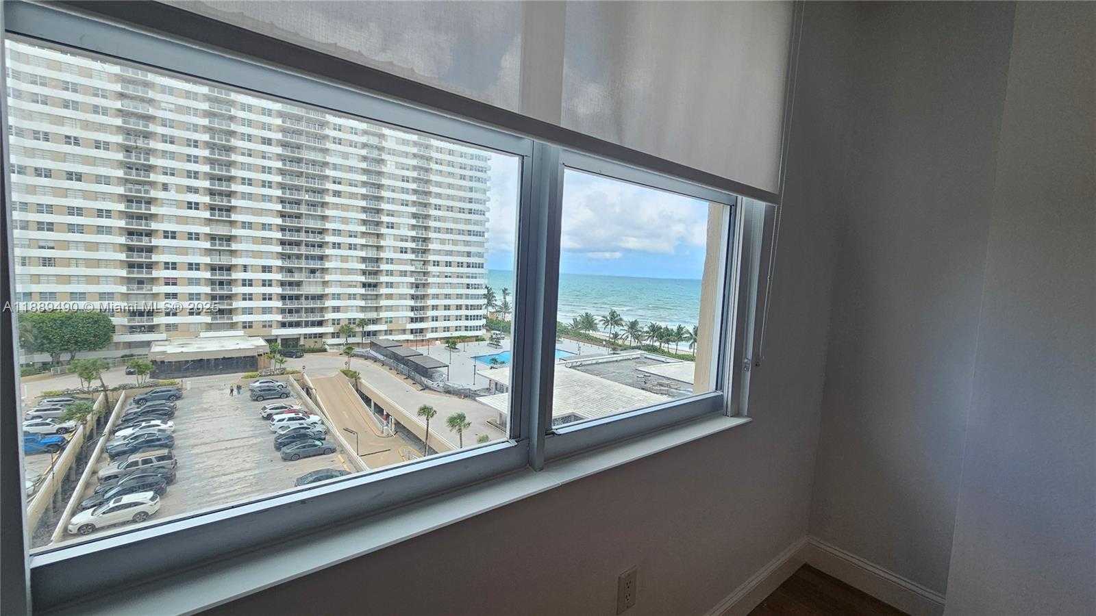 Small Image of 1980 SOUTH OCEAN DR #7F, Hallandale Beach Number 11