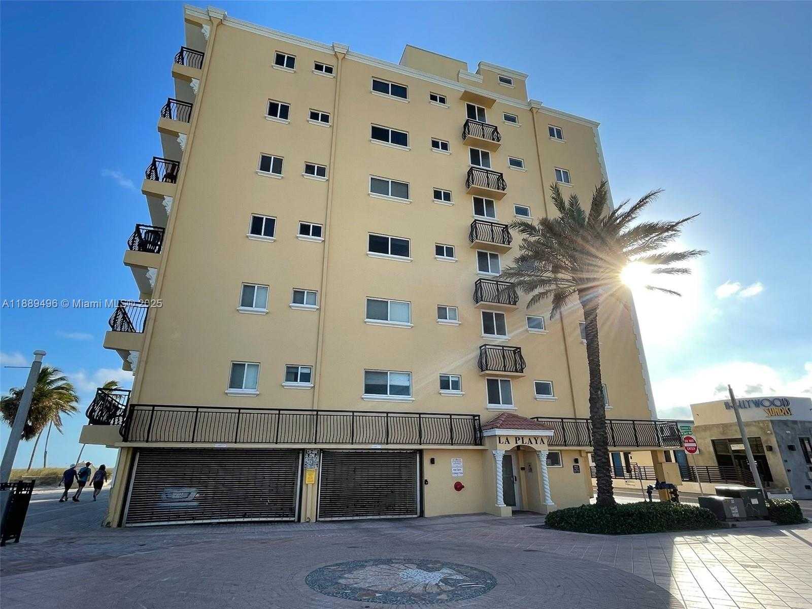 Small Image of 1815 NORTH SURF RD #304, Hollywood Number 13