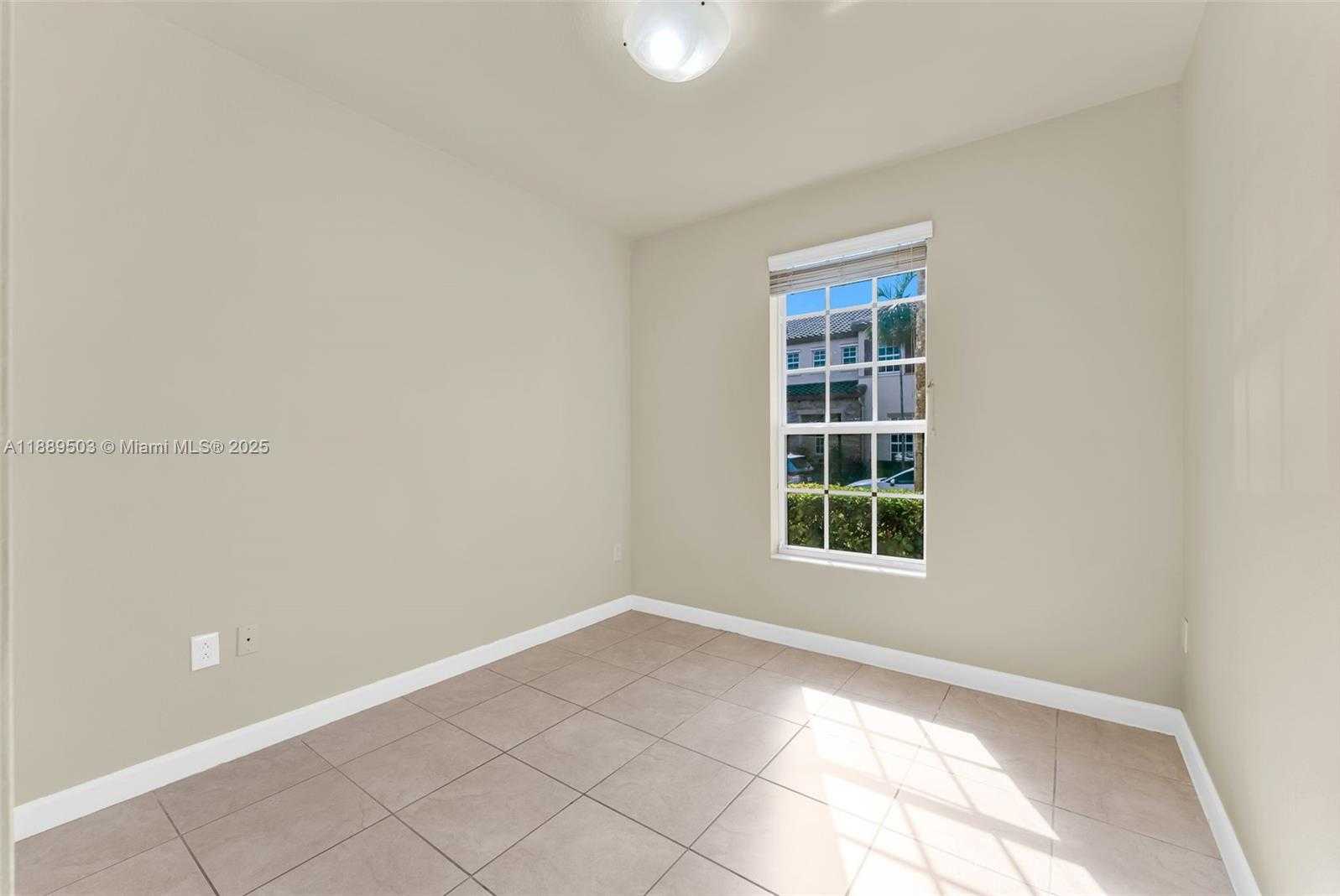 Small Image of 9205 SOUTH WEST 170TH PL, Miami Number 15