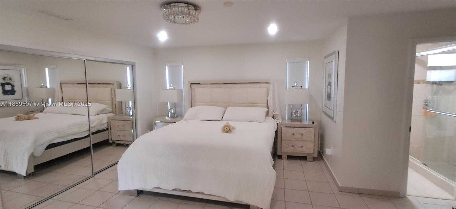 Small Image of 1417 SOUTH WEST 139 AVE, Miami Number 21
