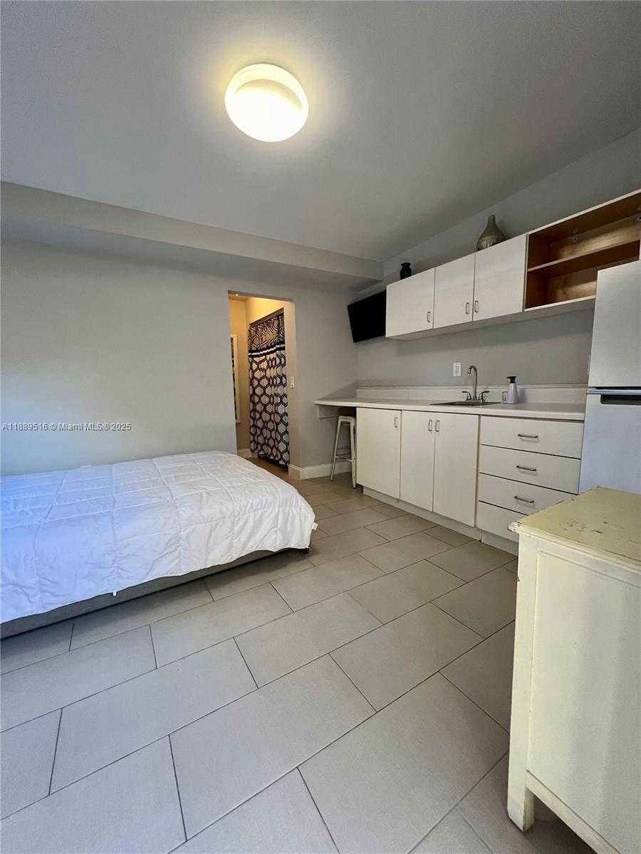 Small Image of 361 SOUTH WEST 20TH RD #Cottage A, Miami Number 10