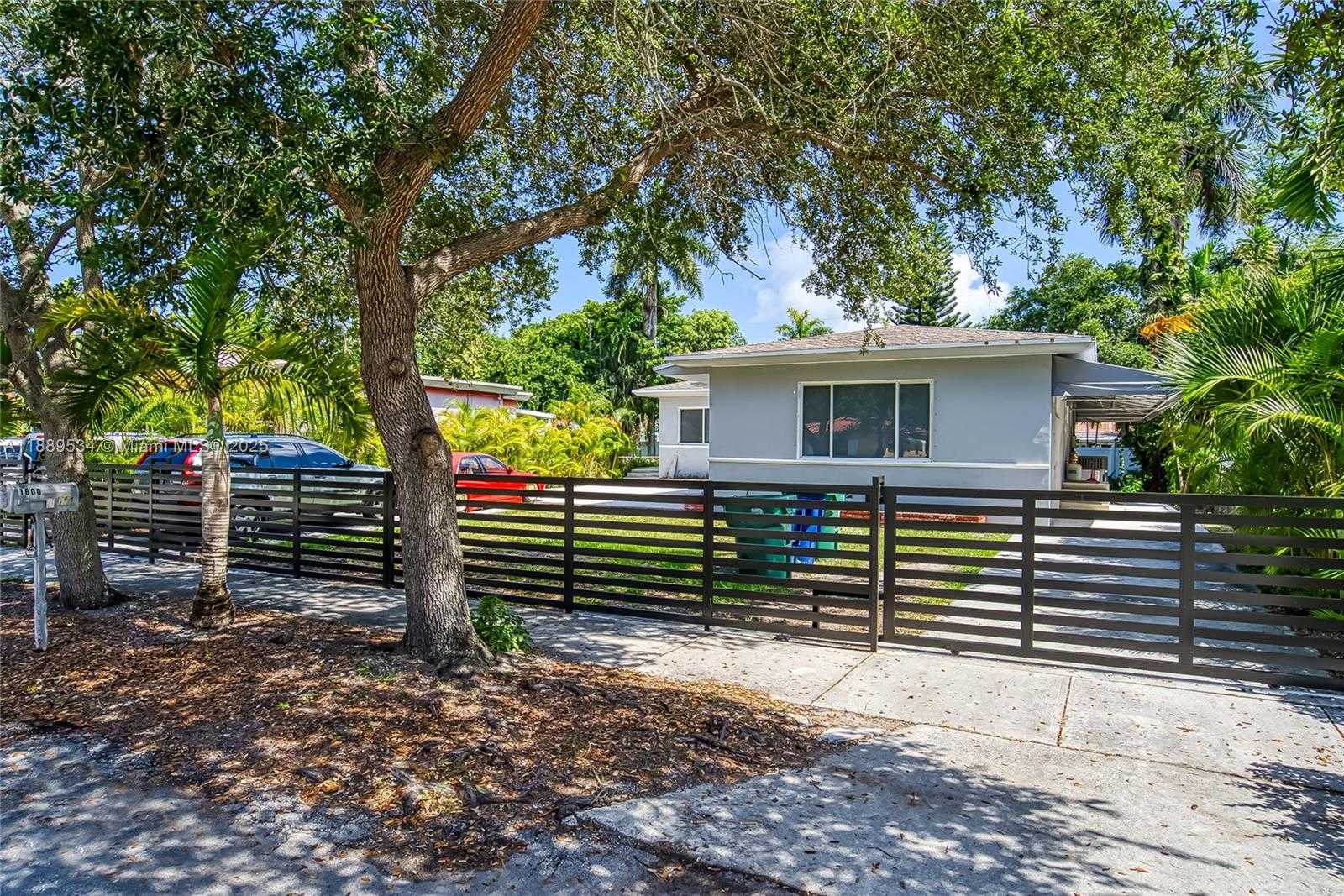 Small Image of 1600 NORTH EAST 110TH TER #1600, Miami Number 2