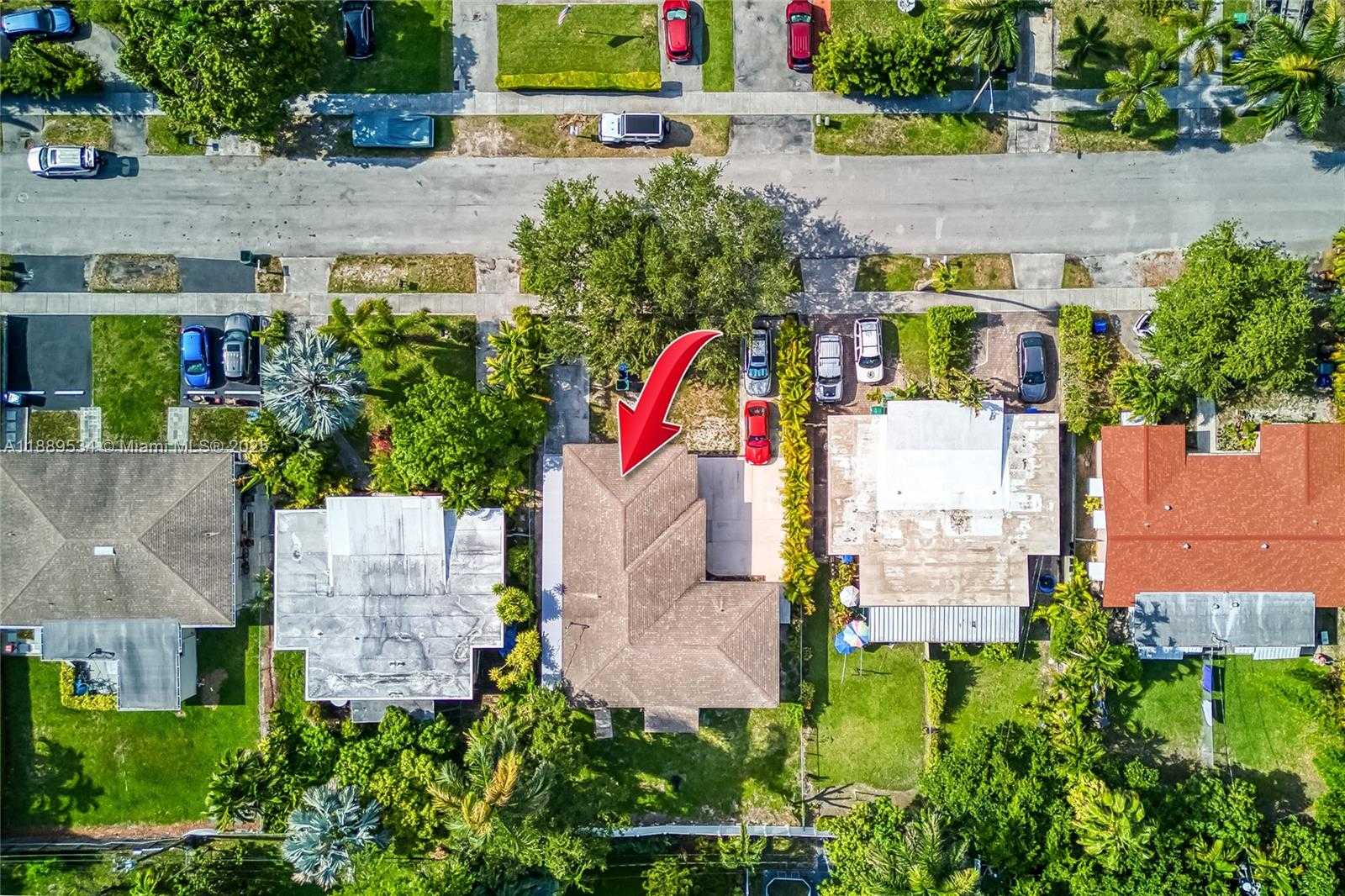 Small Image of 1600 NORTH EAST 110TH TER #1600, Miami Number 34