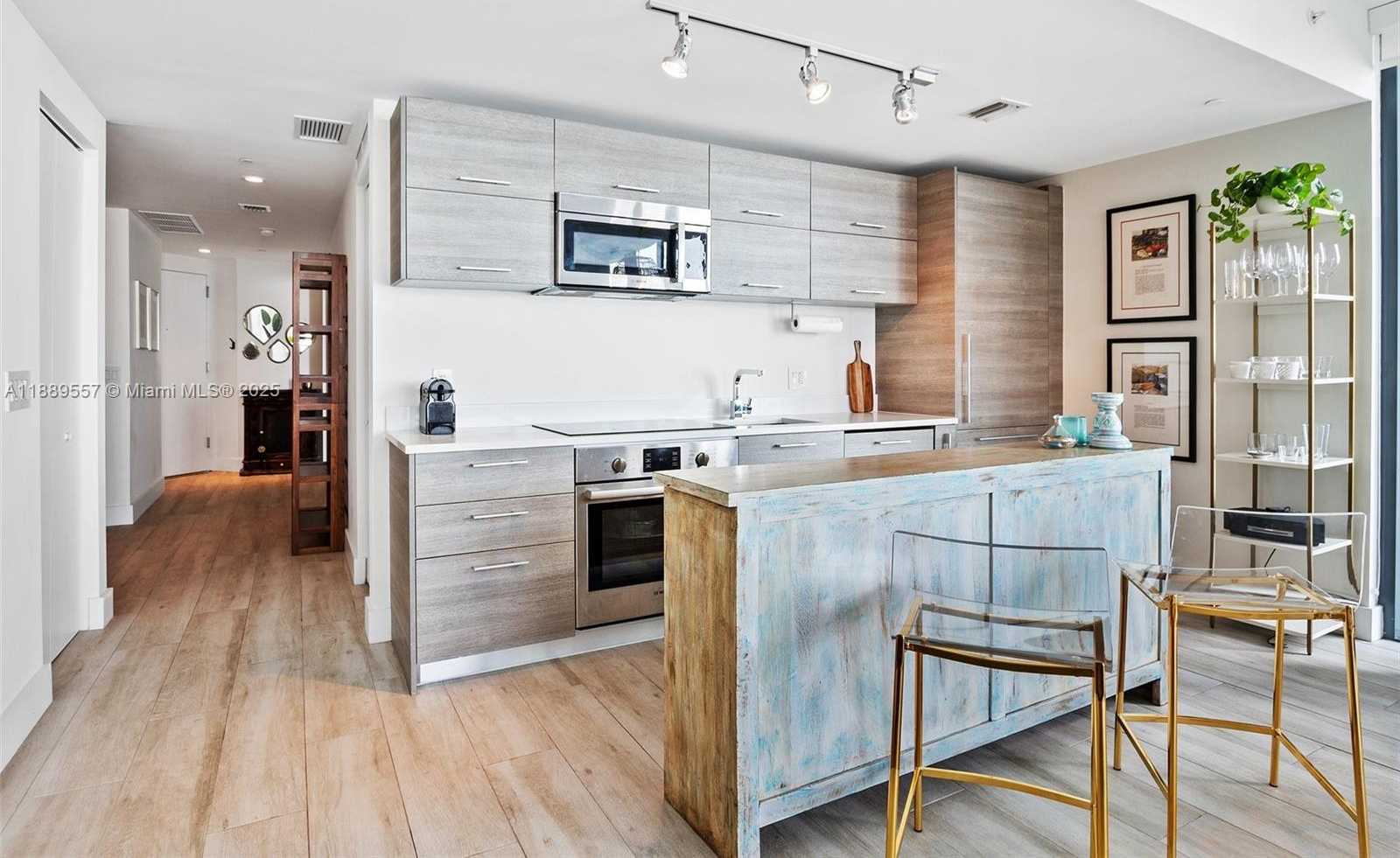 Small Image of 650 NORTH EAST 32ND ST #707, Miami Number 10