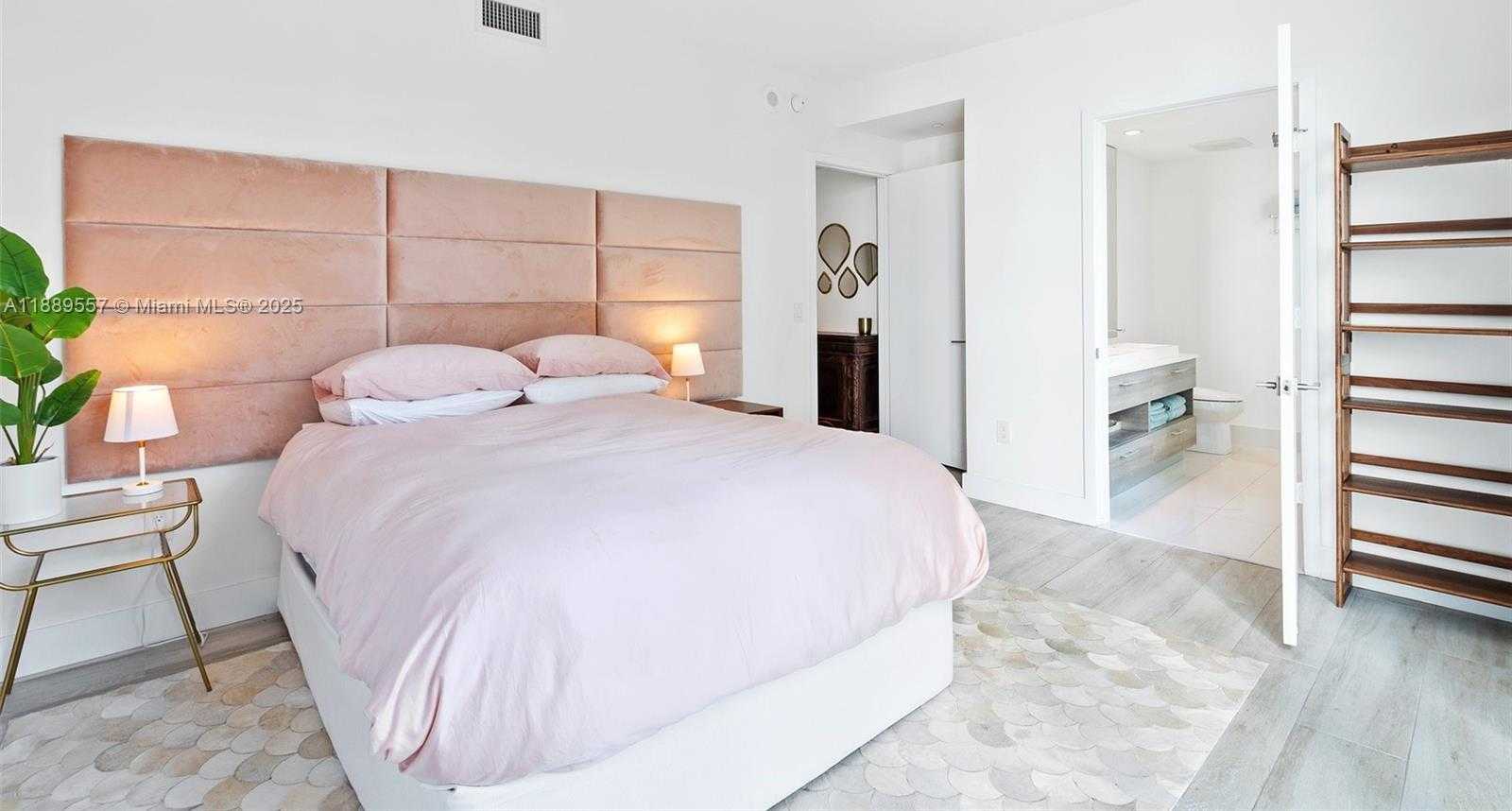 Small Image of 650 NORTH EAST 32ND ST #707, Miami Number 12