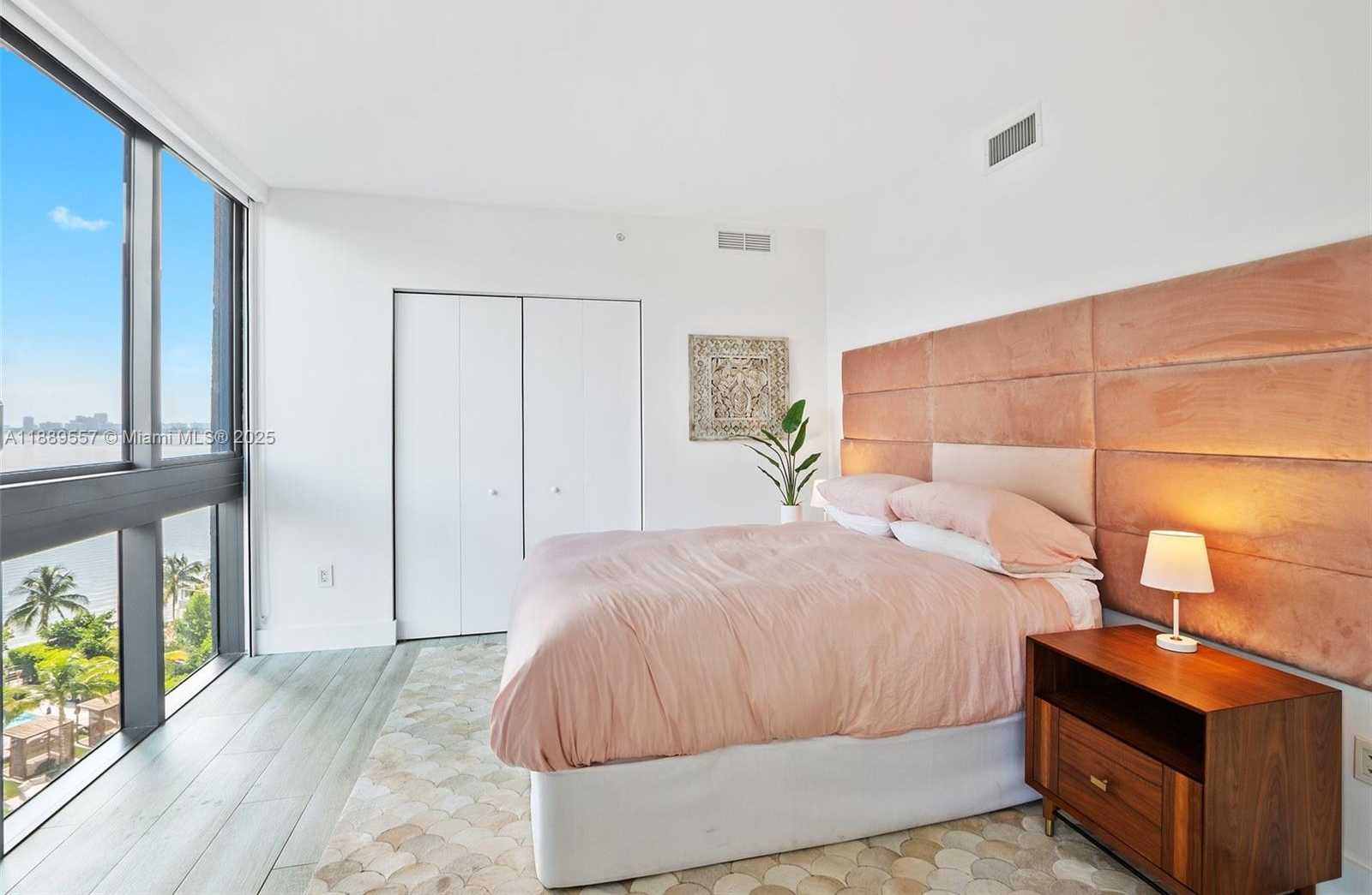 Small Image of 650 NORTH EAST 32ND ST #707, Miami Number 13