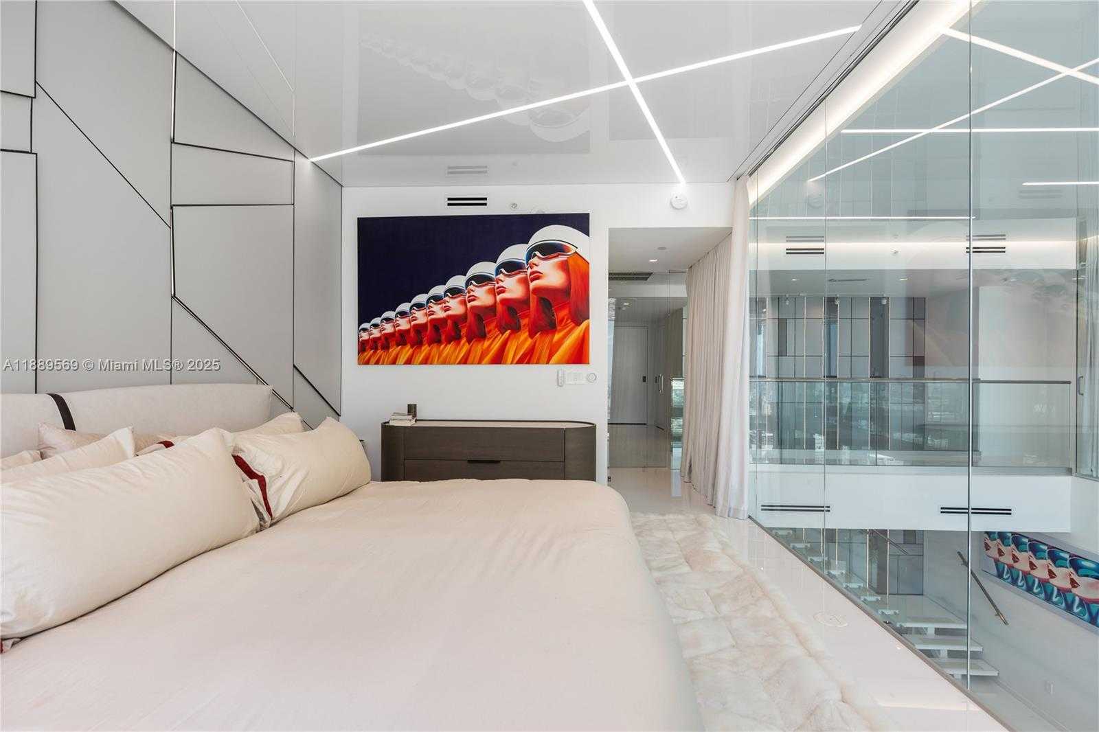 Small Image of 1040 BISCAYNE BLVD #4207, Miami Number 27
