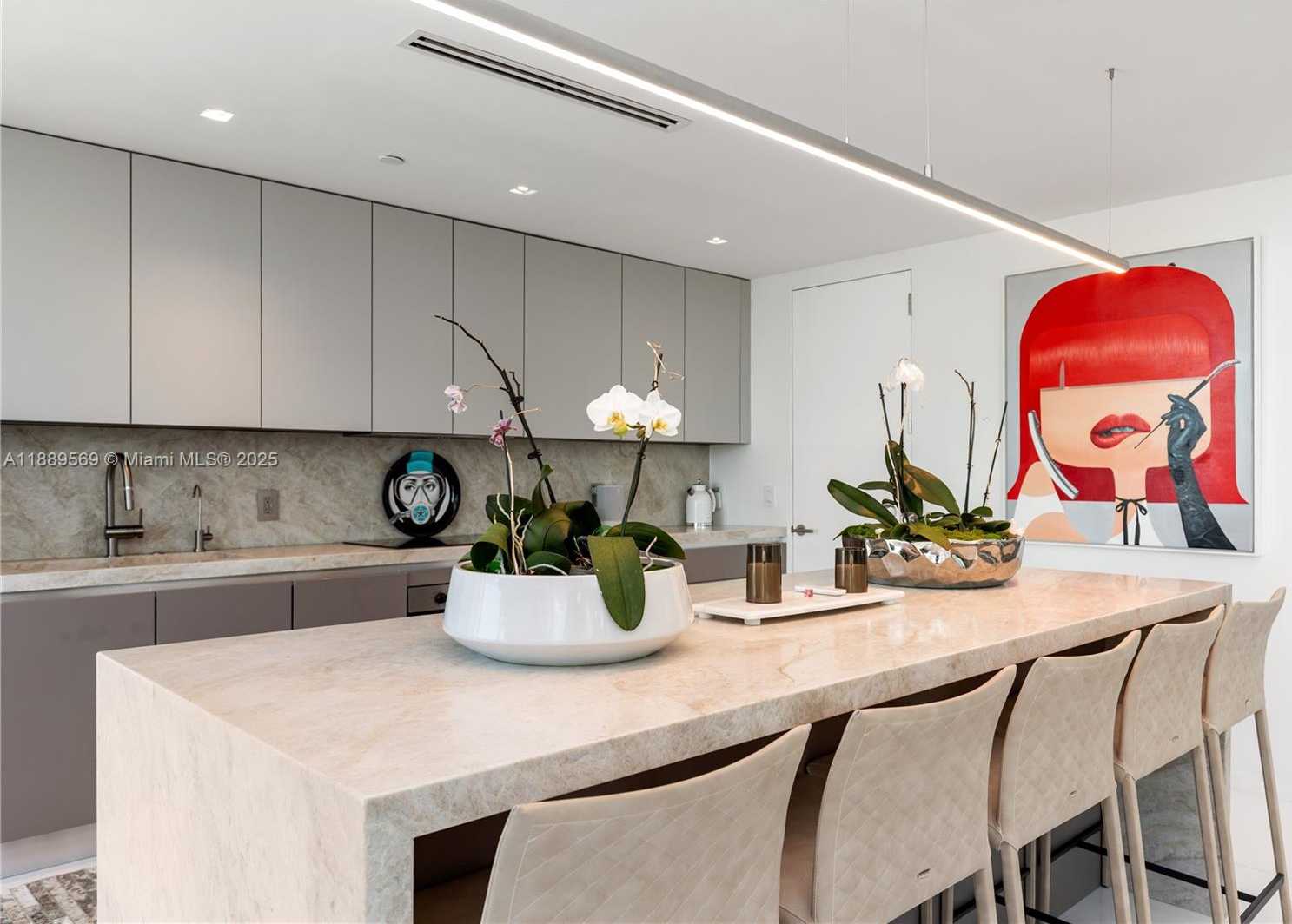 Small Image of 1040 BISCAYNE BLVD #4207, Miami Number 9