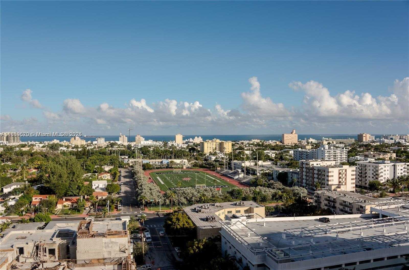 Small Image of 1200 WEST AVE #1008, Miami Beach Number 17