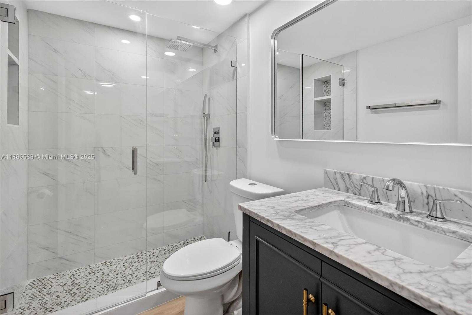 Small Image of 3001 SOUTH OCEAN DR #639, Hollywood Number 12