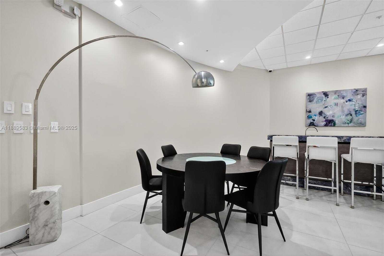 Small Image of 3001 SOUTH OCEAN DR #639, Hollywood Number 21