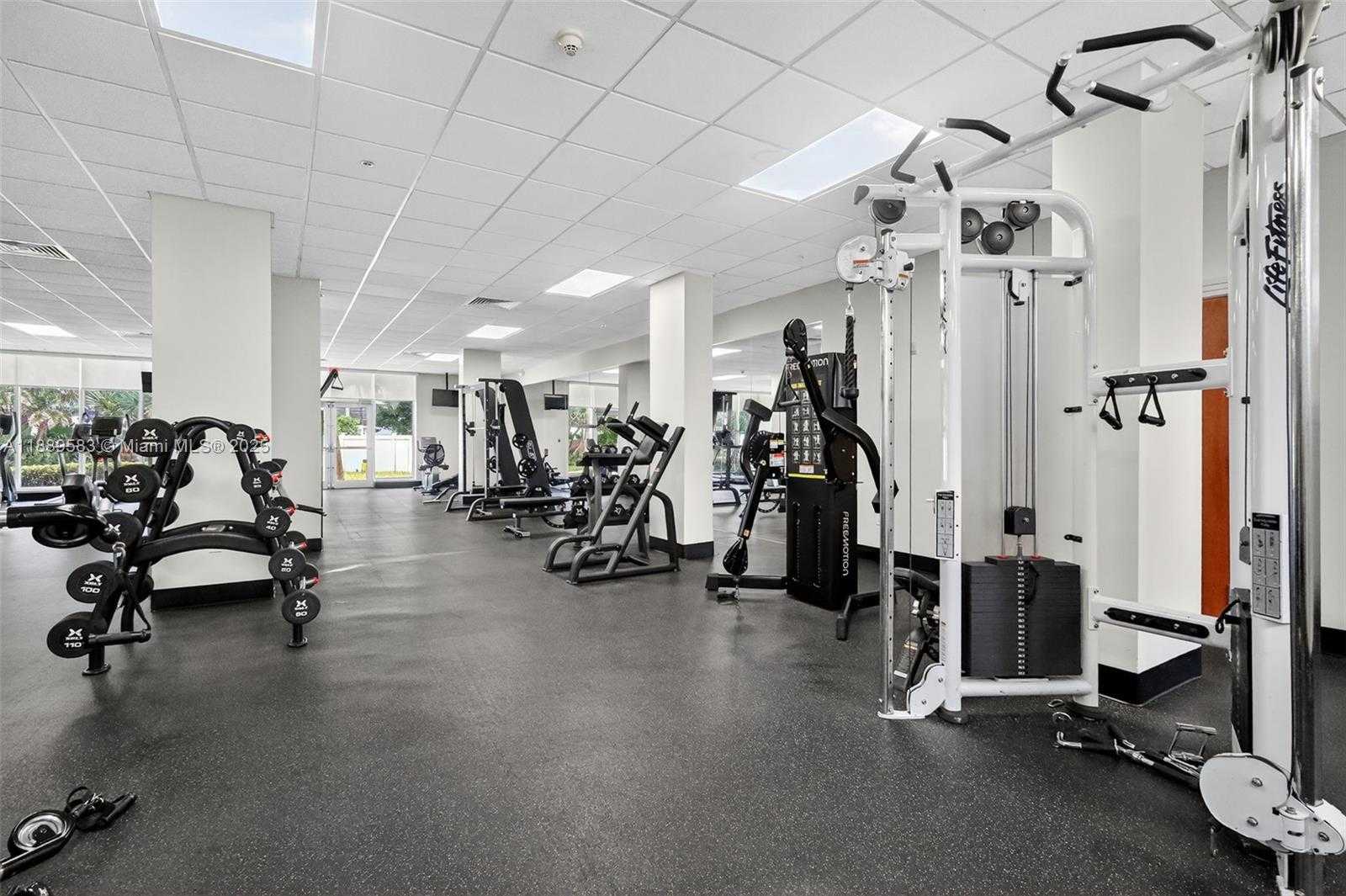 Small Image of 3001 SOUTH OCEAN DR #639, Hollywood Number 25