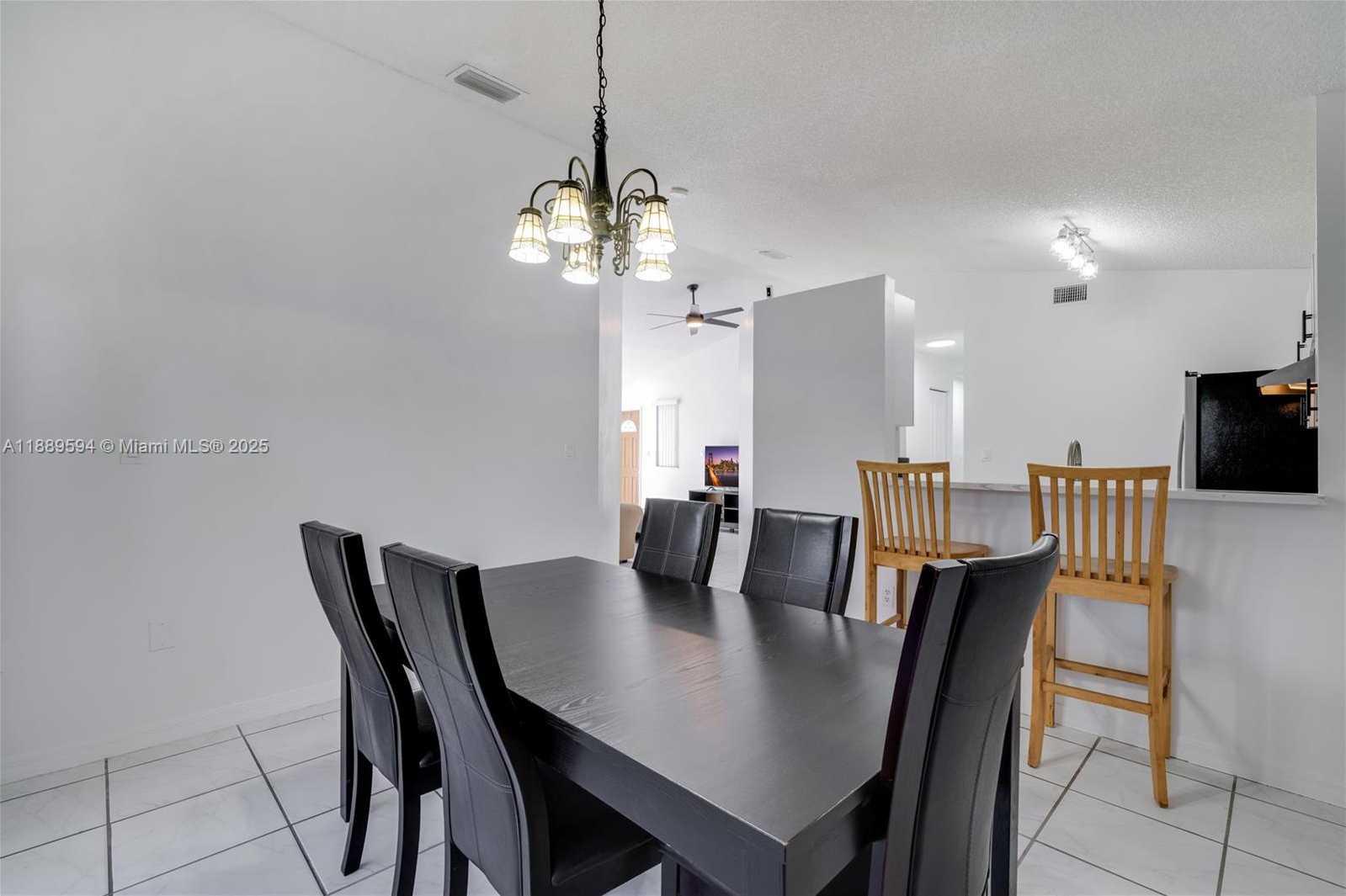 Small Image of 17841 SOUTH WEST 145TH AVE, Miami Number 12