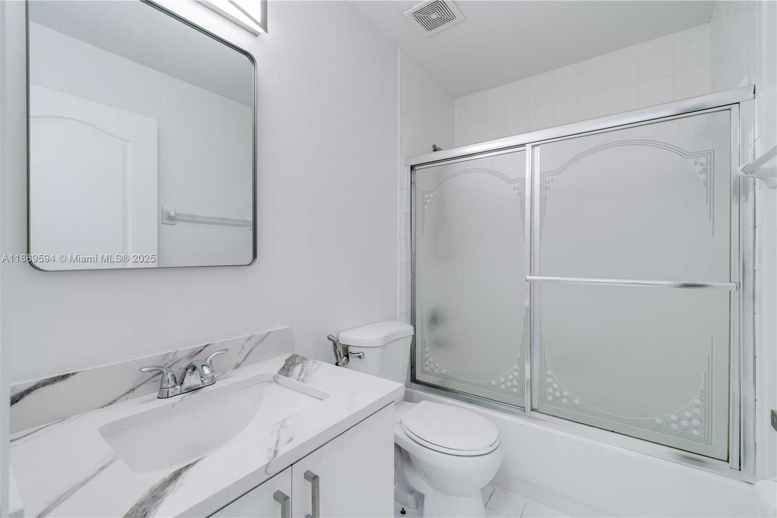 Small Image of 17841 SOUTH WEST 145TH AVE, Miami Number 18