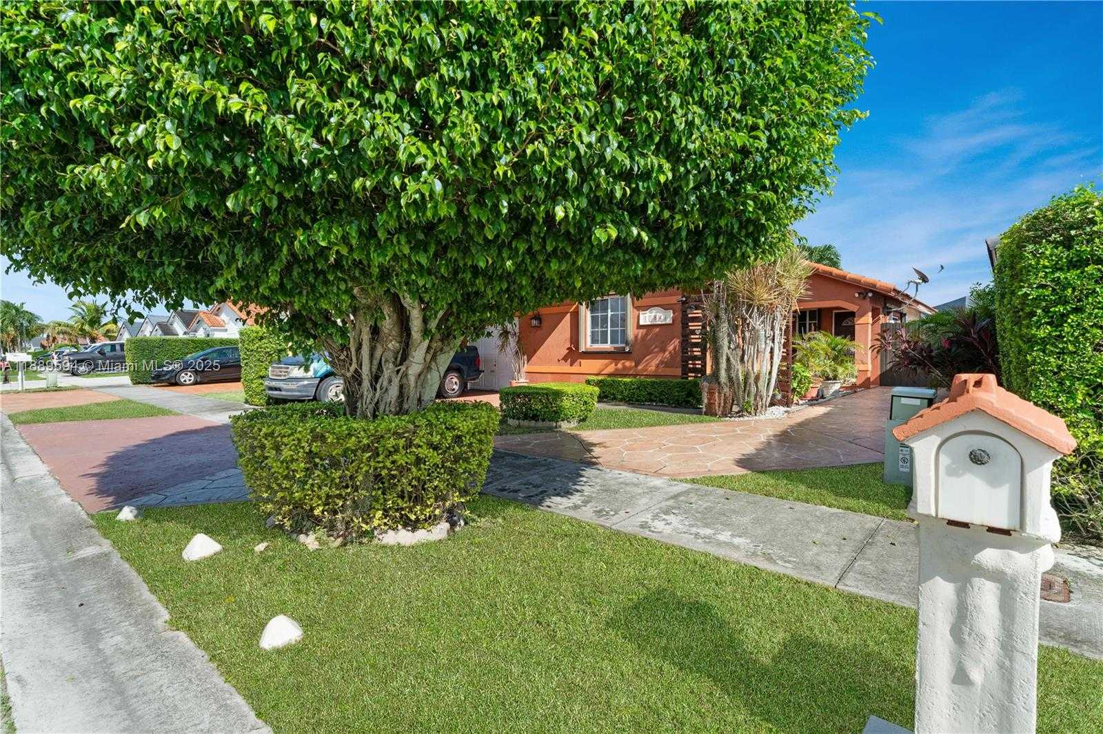 Small Image of 17841 SOUTH WEST 145TH AVE, Miami Number 20