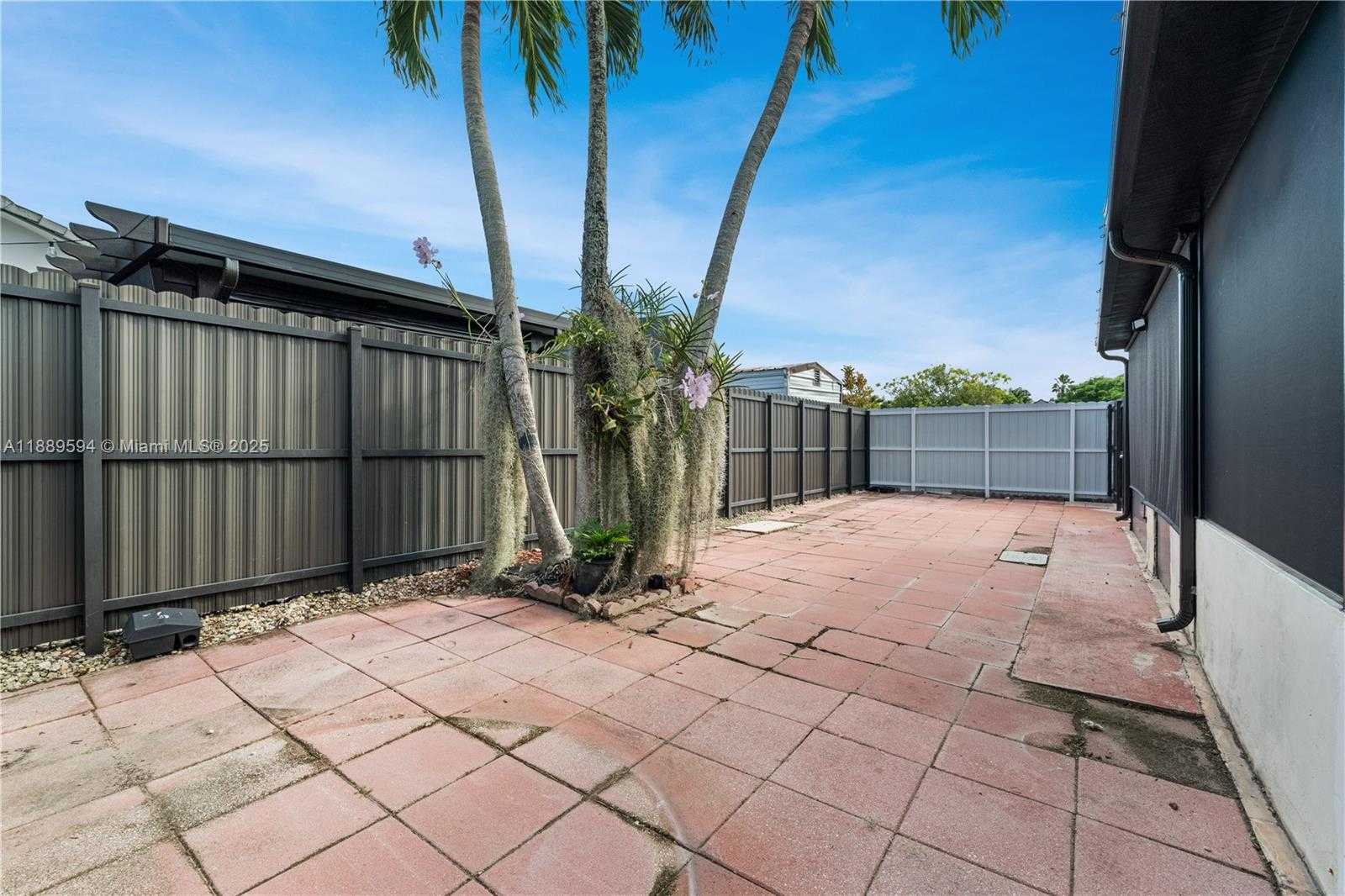 Small Image of 17841 SOUTH WEST 145TH AVE, Miami Number 5