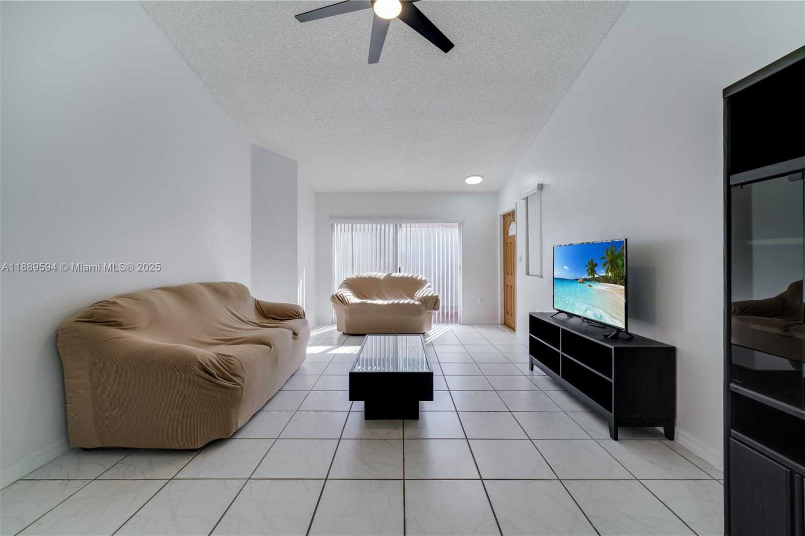 Small Image of 17841 SOUTH WEST 145TH AVE, Miami Number 8