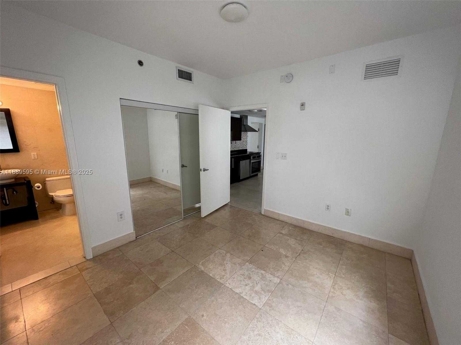 Small Image of 1300 PENNSYLVANIA AVE #105, Miami Beach Number 6