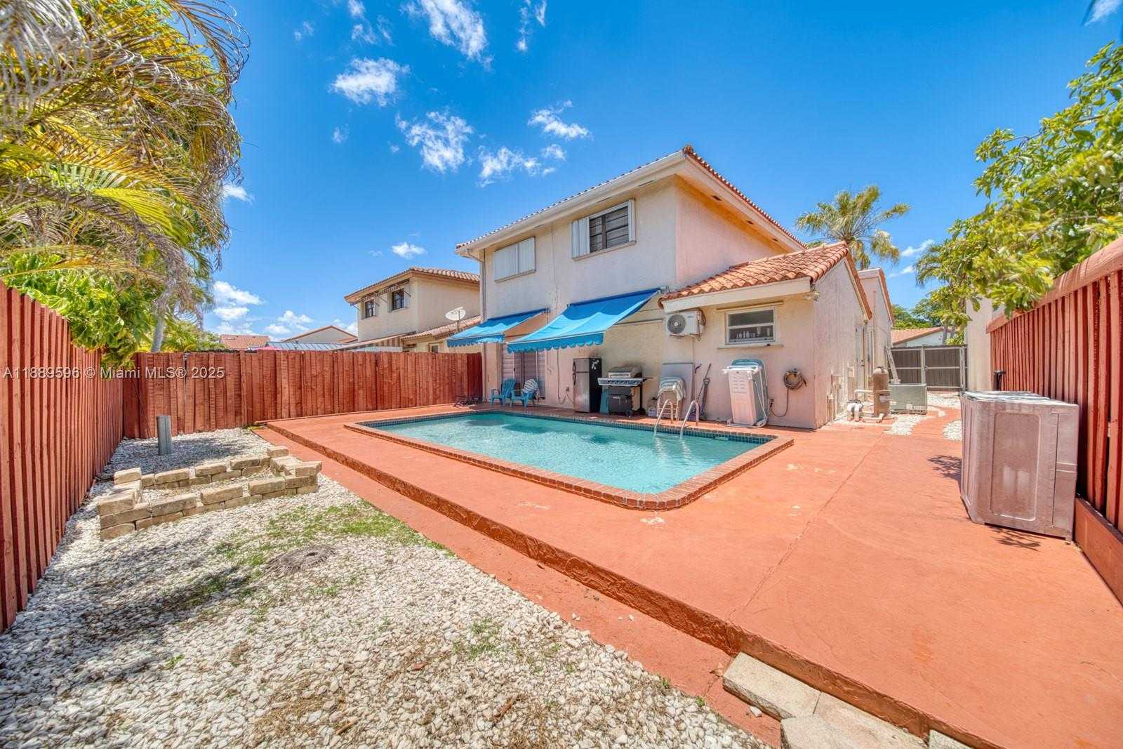 Small Image of 10000 SOUTH WEST 147TH CT, Miami Number 19