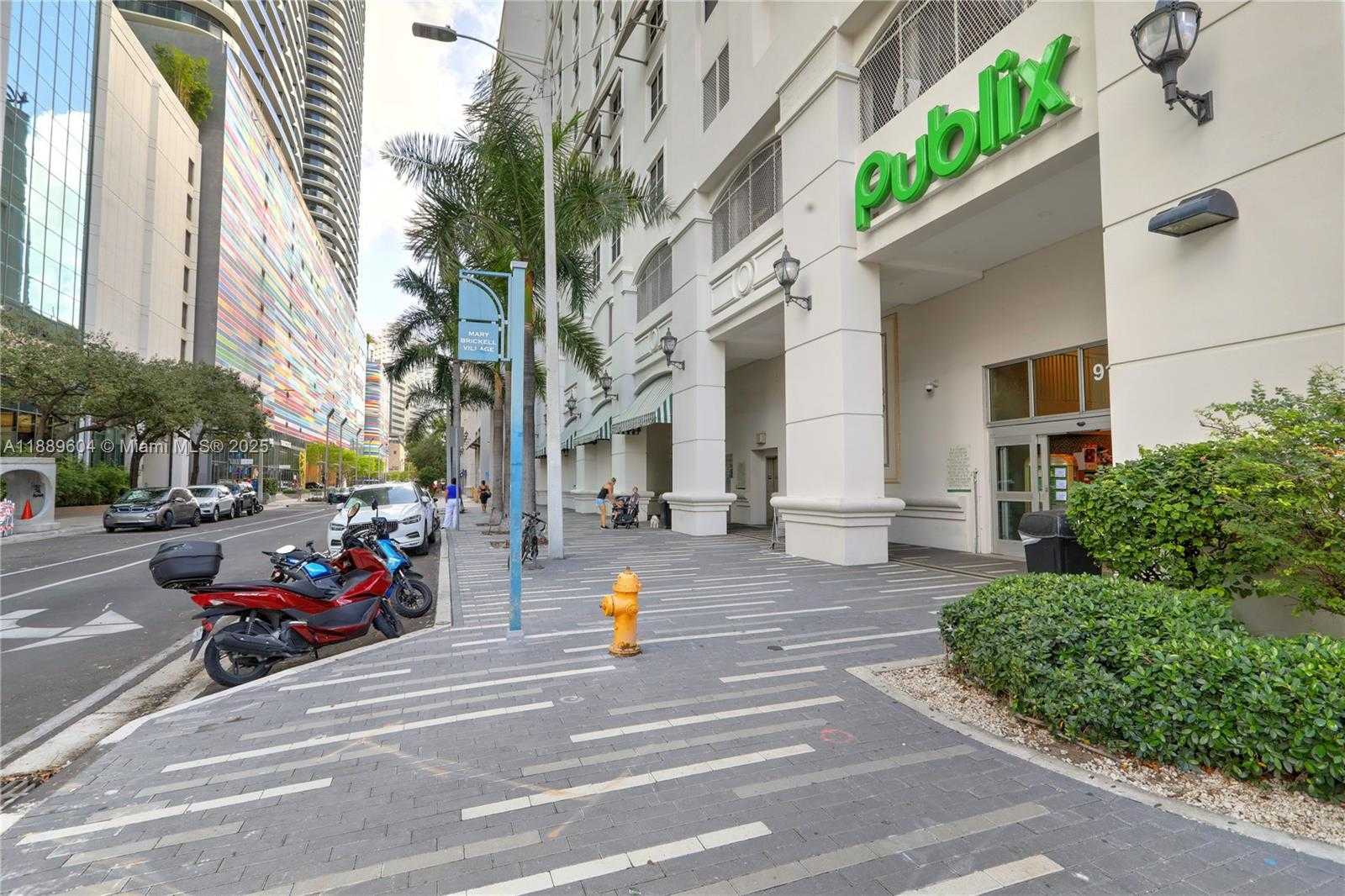 Small Image of 999 SOUTH WEST 1ST AVE #2011, Miami Number 28