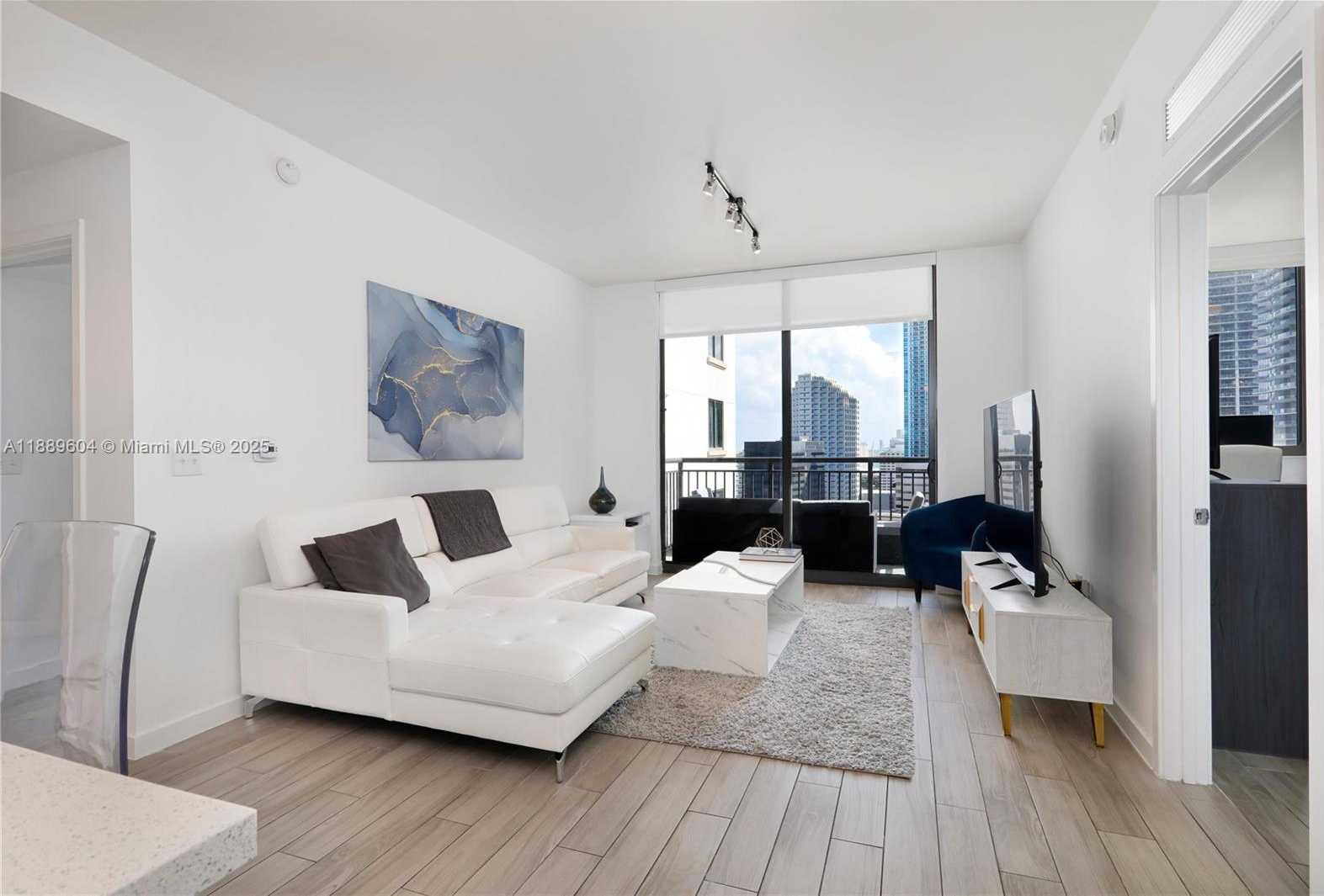 Small Image of 999 SOUTH WEST 1ST AVE #2011, Miami Number 5