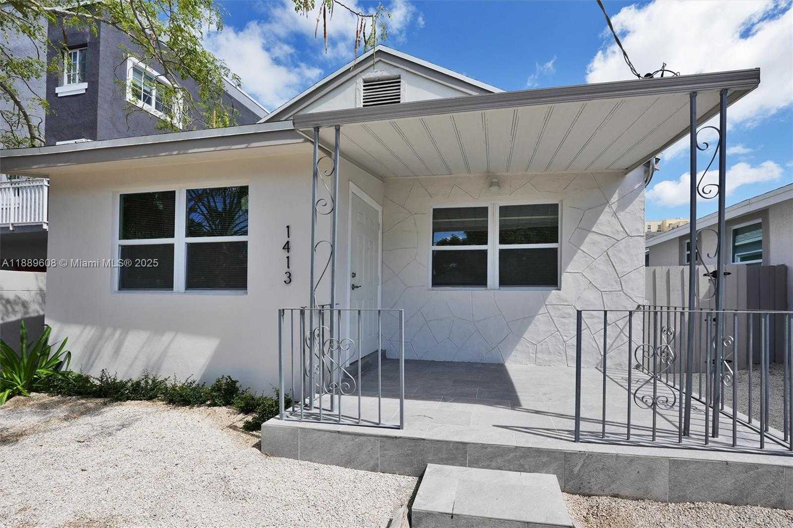 Small Image of 1413 SOUTH WEST 3 RD, Miami Number 4