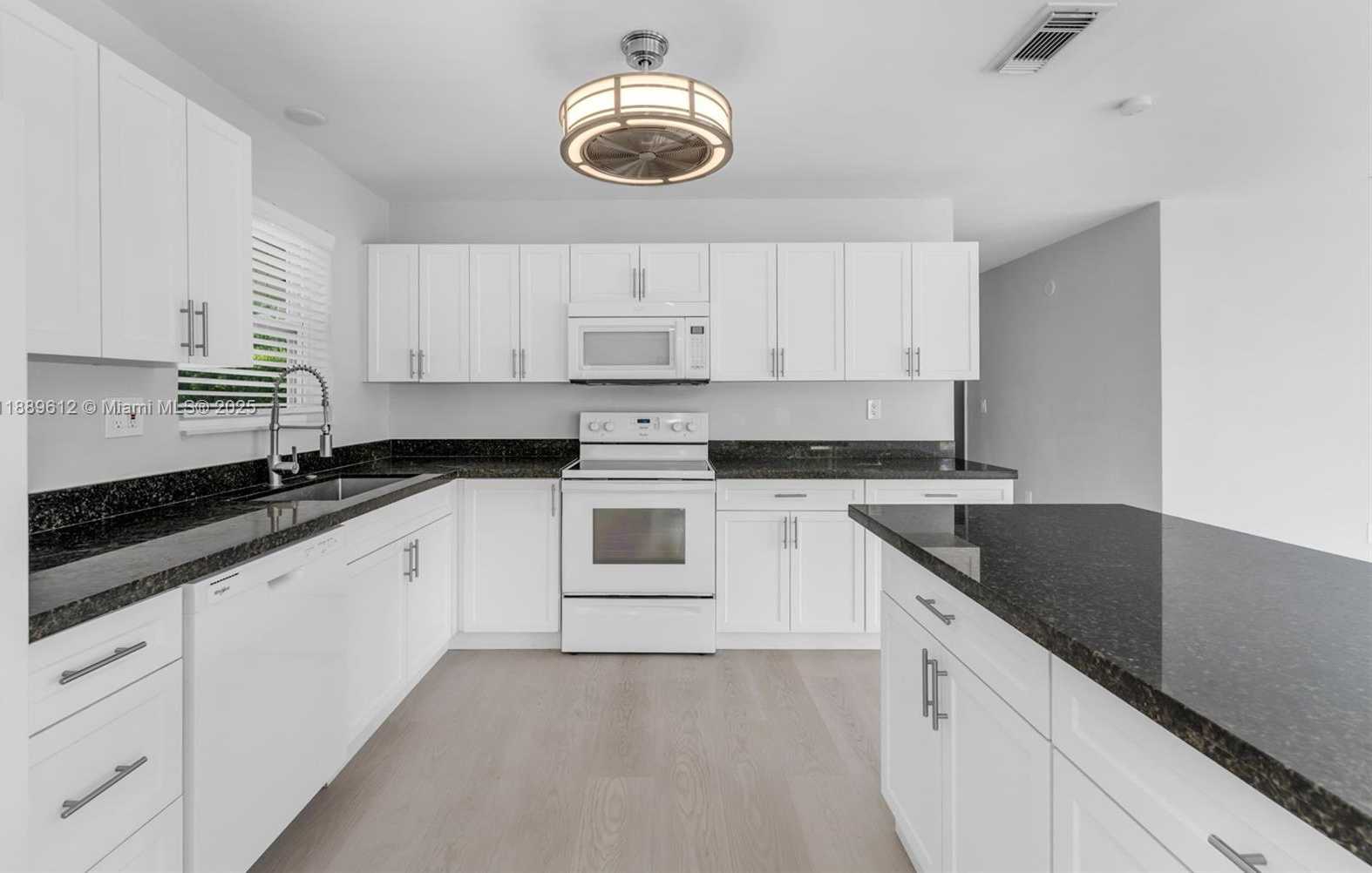 Small Image of 4400 SOUTH WEST 89TH AVE #4400, Miami Number 12