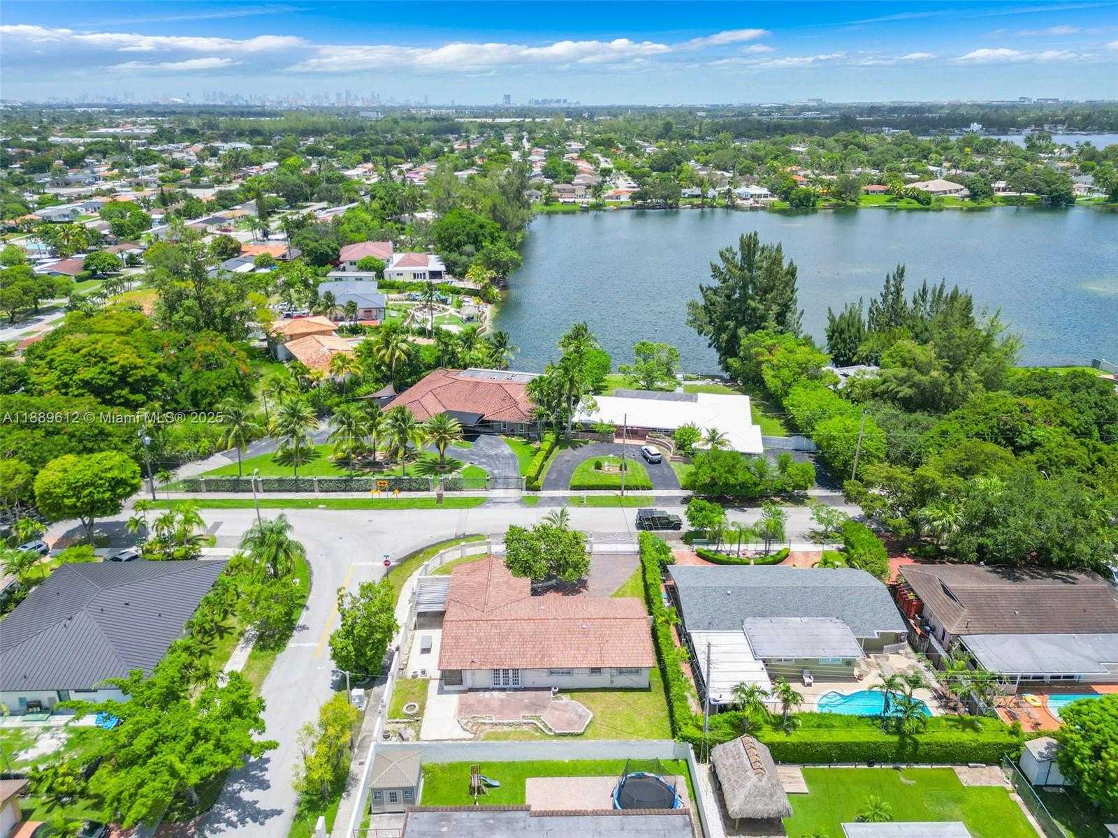 Small Image of 4400 SOUTH WEST 89TH AVE #4400, Miami Number 35