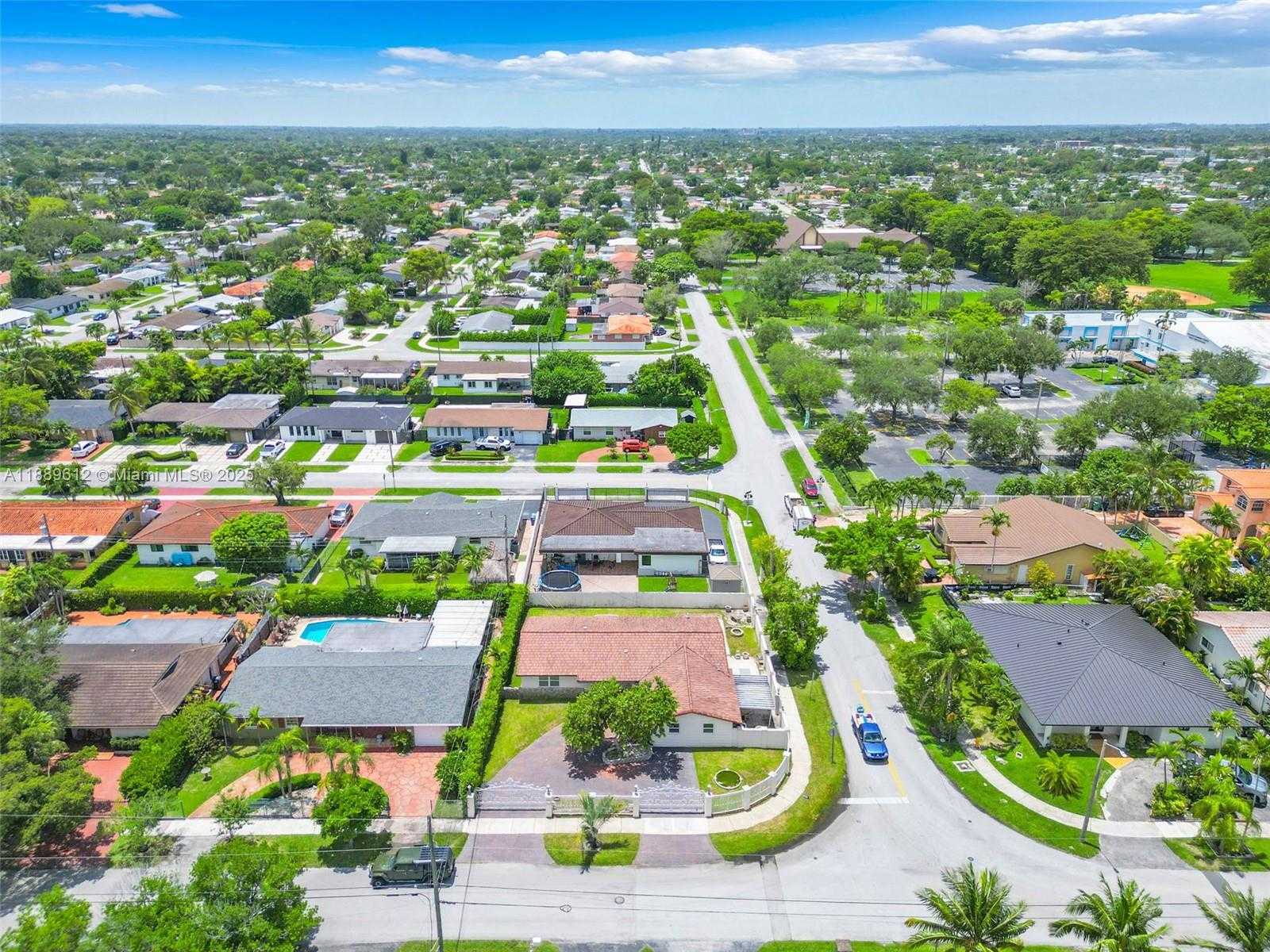 Small Image of 4400 SOUTH WEST 89TH AVE #4400, Miami Number 39