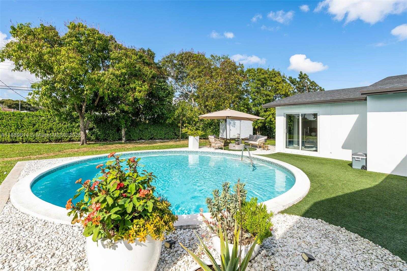 Small Image of 10971 SOUTH WEST 177TH ST, Miami Number 11