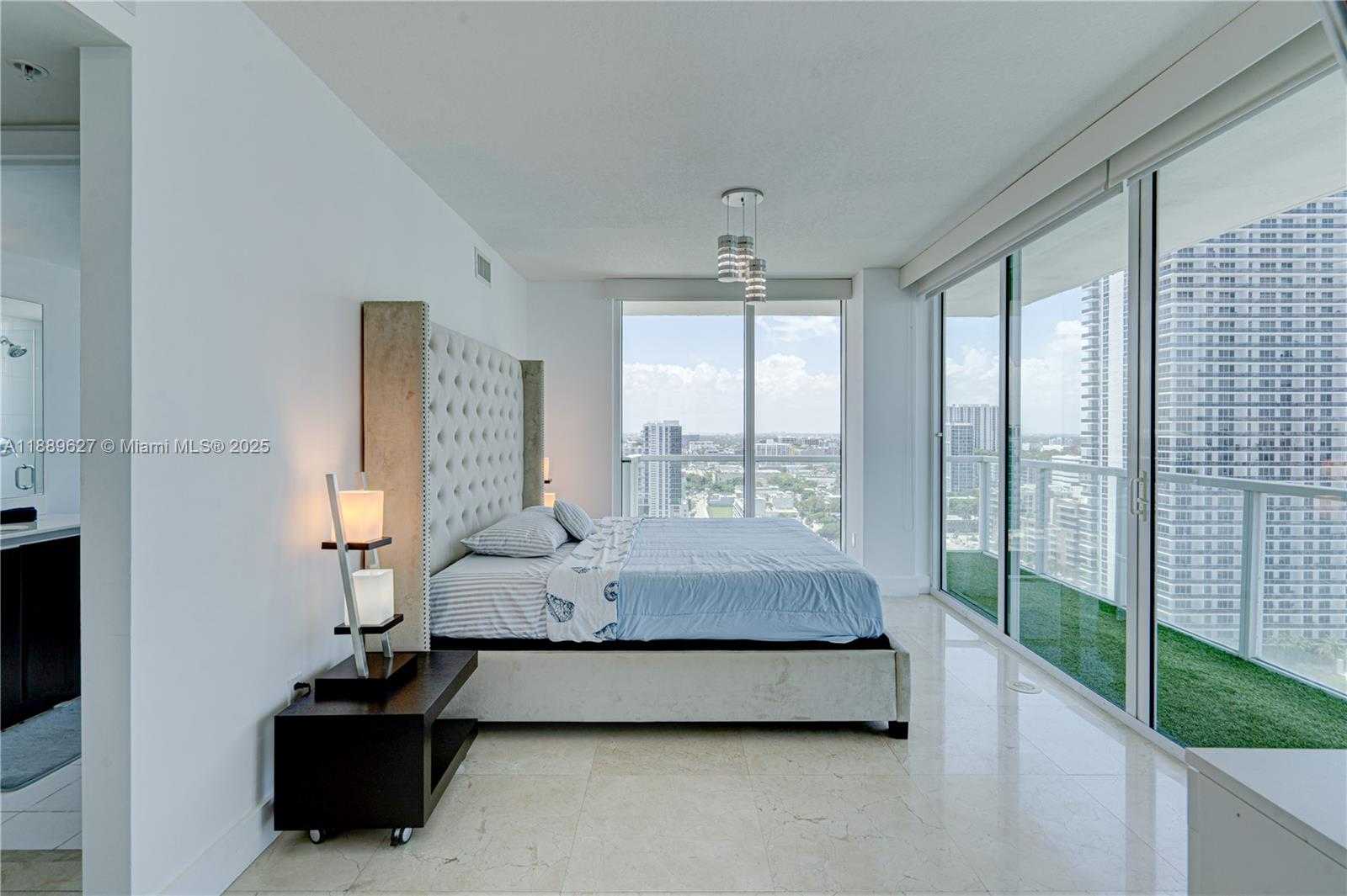 Small Image of 665 NORTH EAST 25TH ST #2005, Miami Number 24