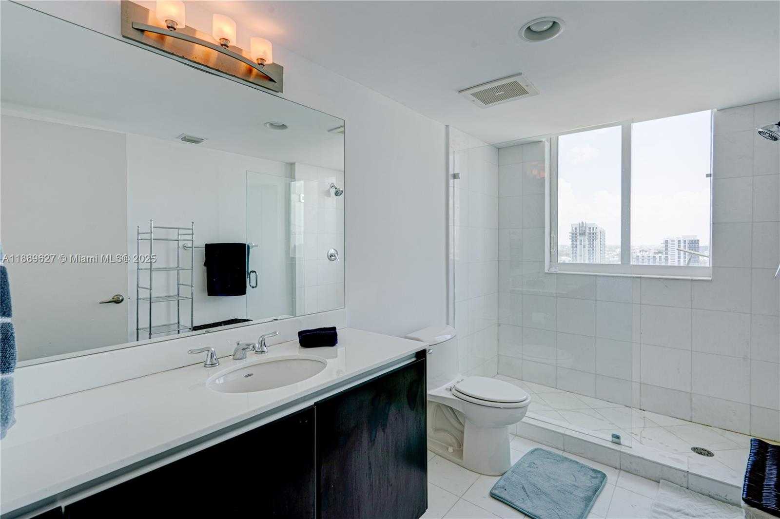 Small Image of 665 NORTH EAST 25TH ST #2005, Miami Number 32
