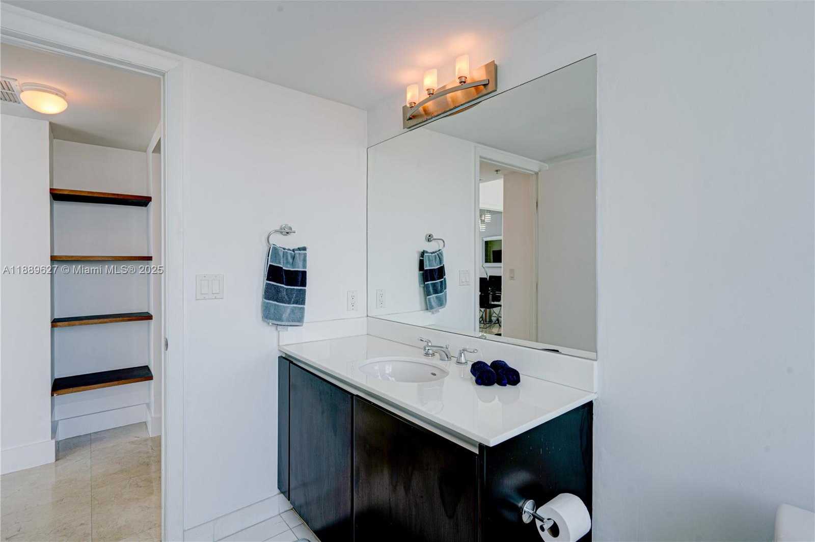 Small Image of 665 NORTH EAST 25TH ST #2005, Miami Number 33
