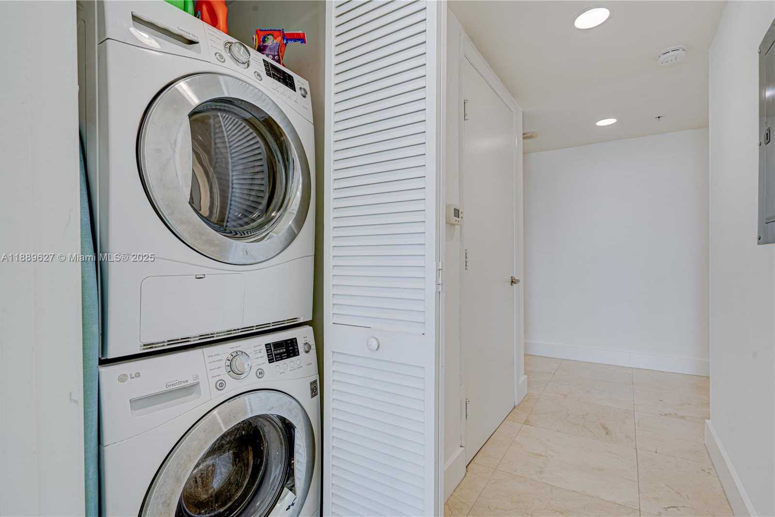 Small Image of 665 NORTH EAST 25TH ST #2005, Miami Number 43