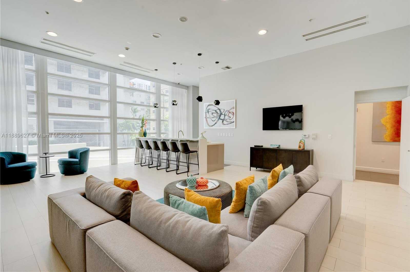 Small Image of 665 NORTH EAST 25TH ST #2005, Miami Number 61