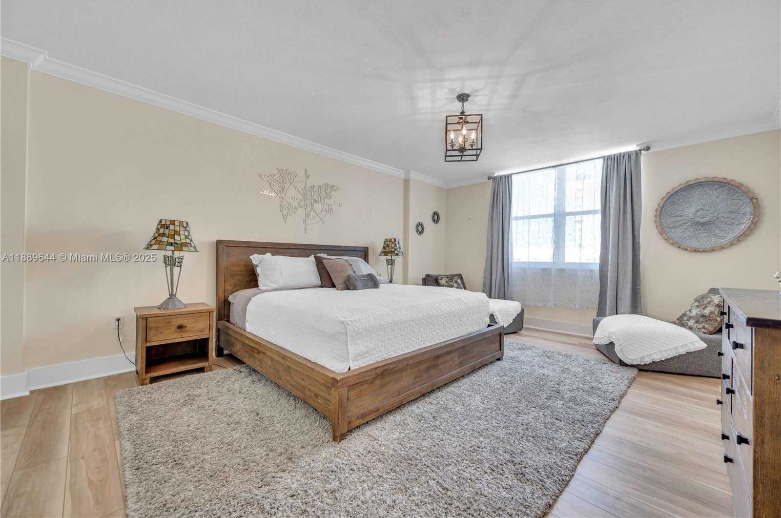 Small Image of 5001 COLLINS AVE #16F, Miami Beach Number 4