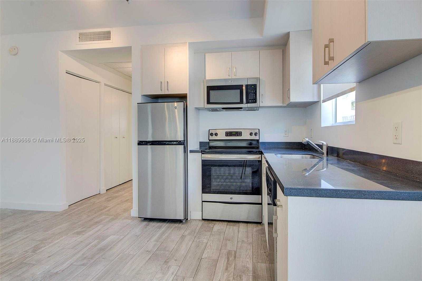 Small Image of 1035 EUCLID AVE #18, Miami Beach Number 5