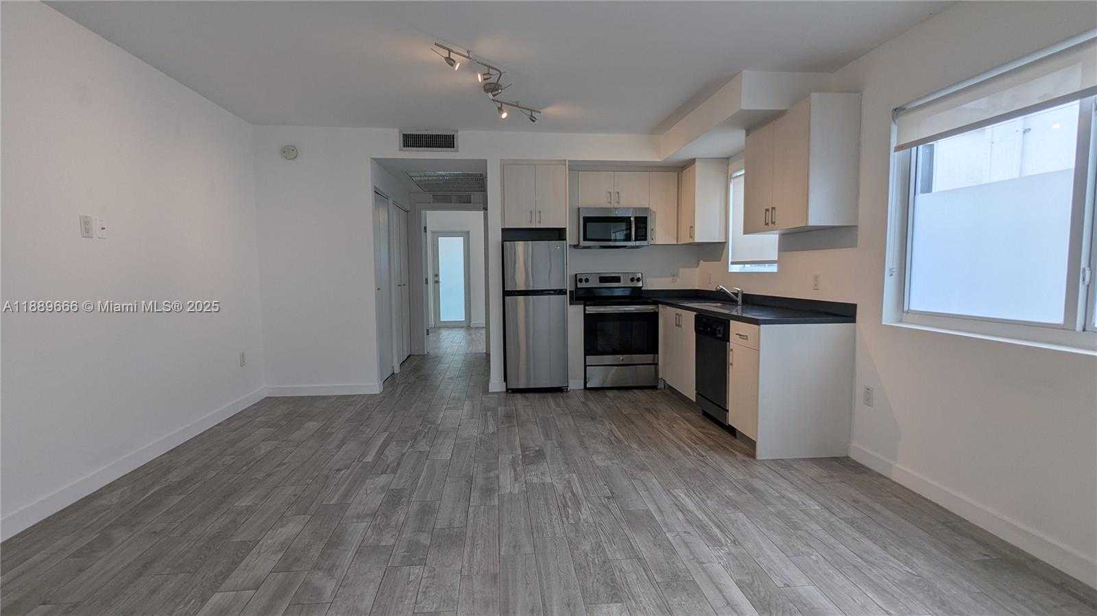 Small Image of 1035 EUCLID AVE #18, Miami Beach Number 6