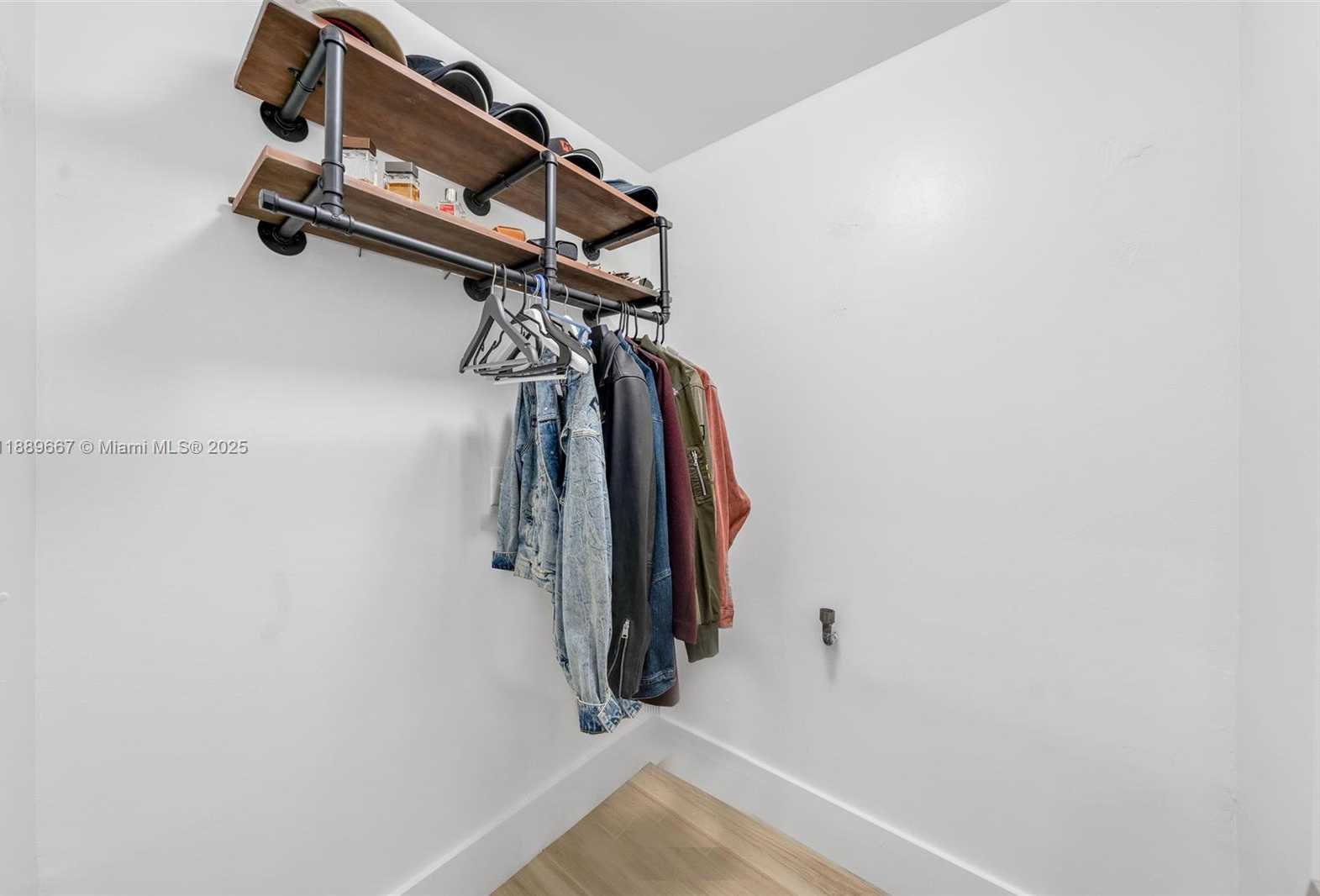 Small Image of 935 EUCLID AVE #5, Miami Beach Number 11