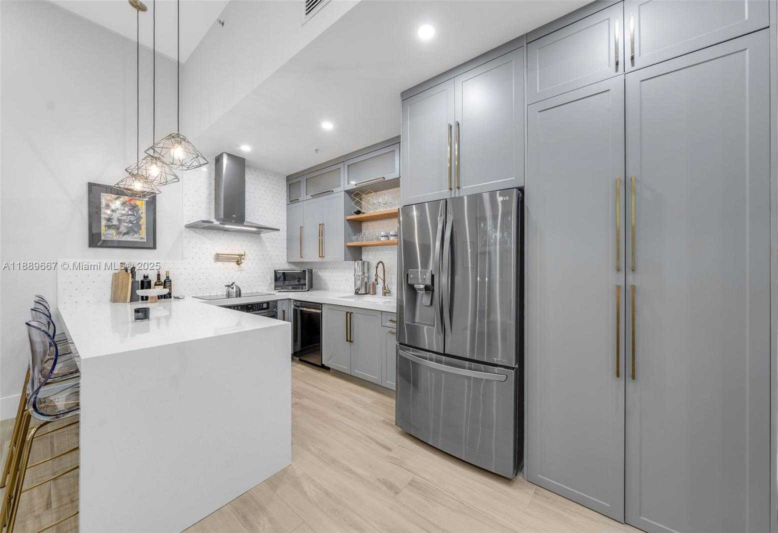 Small Image of 935 EUCLID AVE #5, Miami Beach Number 5