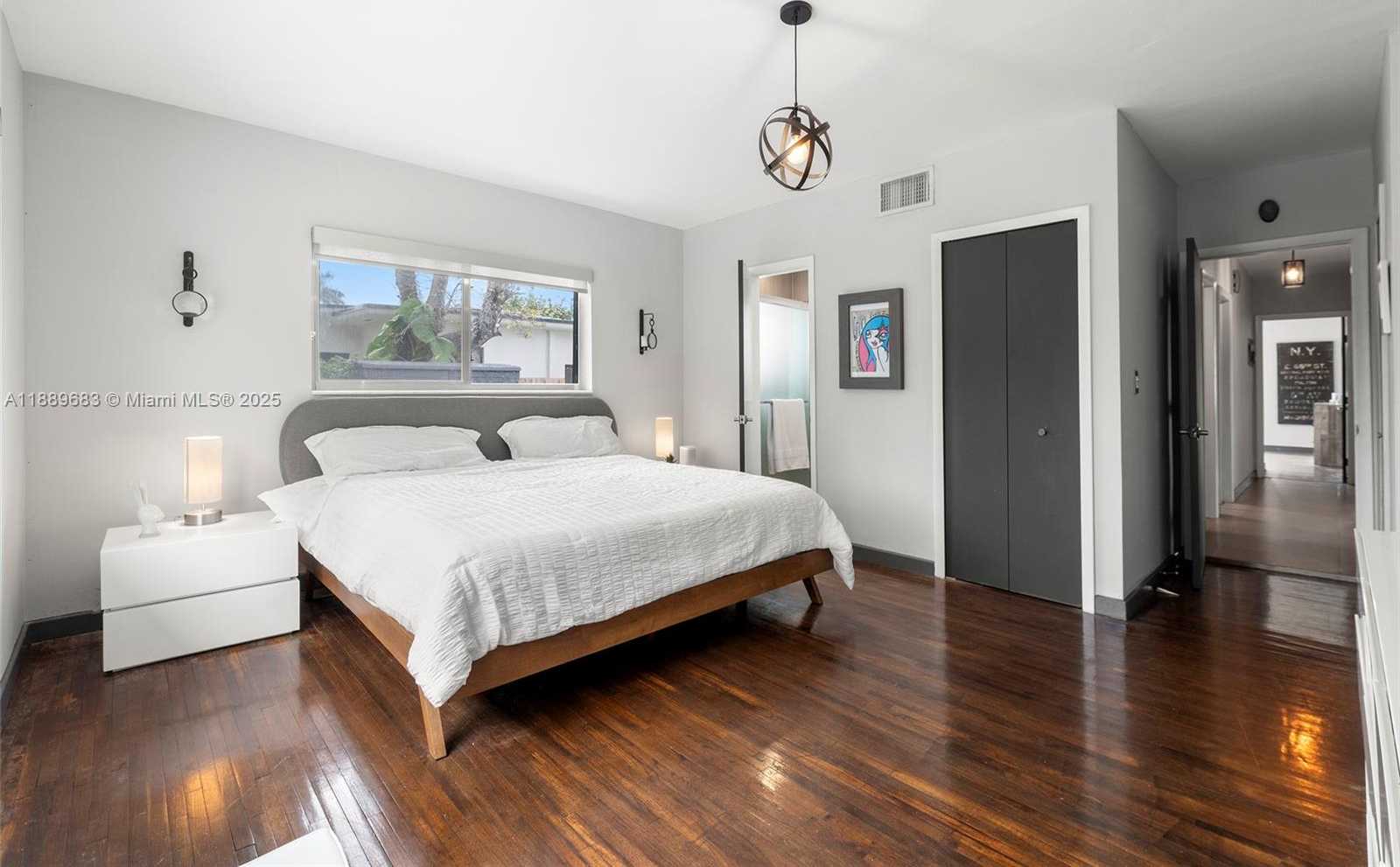Small Image of 425 NORTH EAST 114TH ST, Miami Number 16