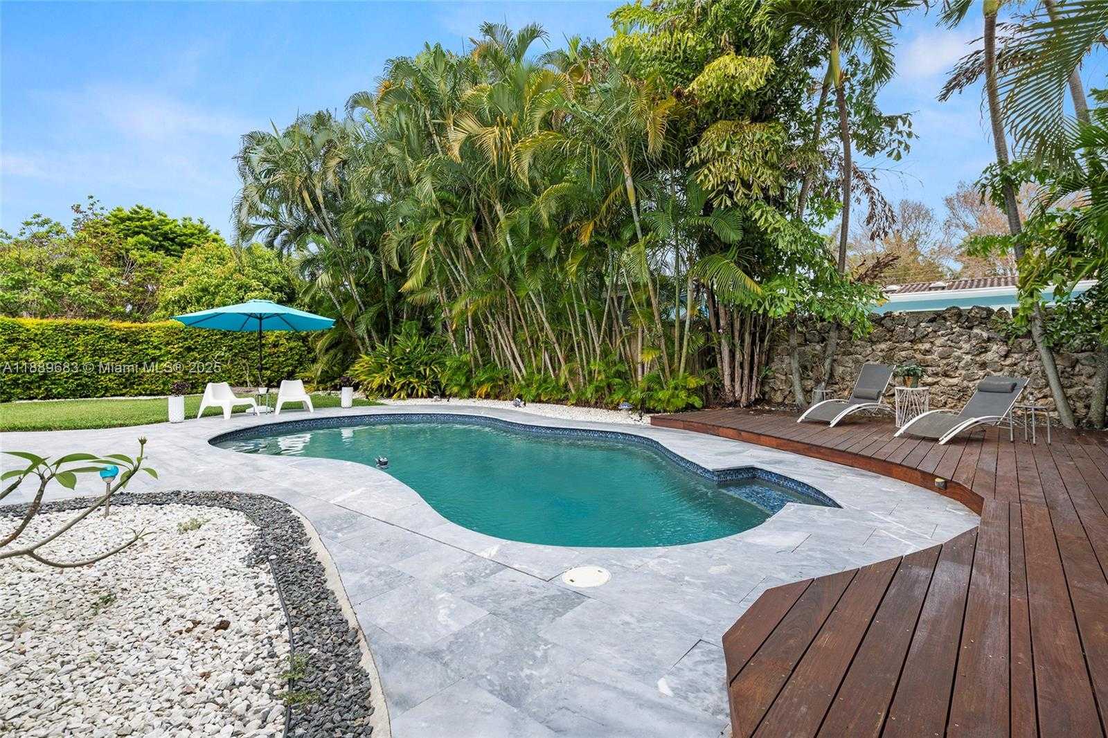 Small Image of 425 NORTH EAST 114TH ST, Miami Number 27