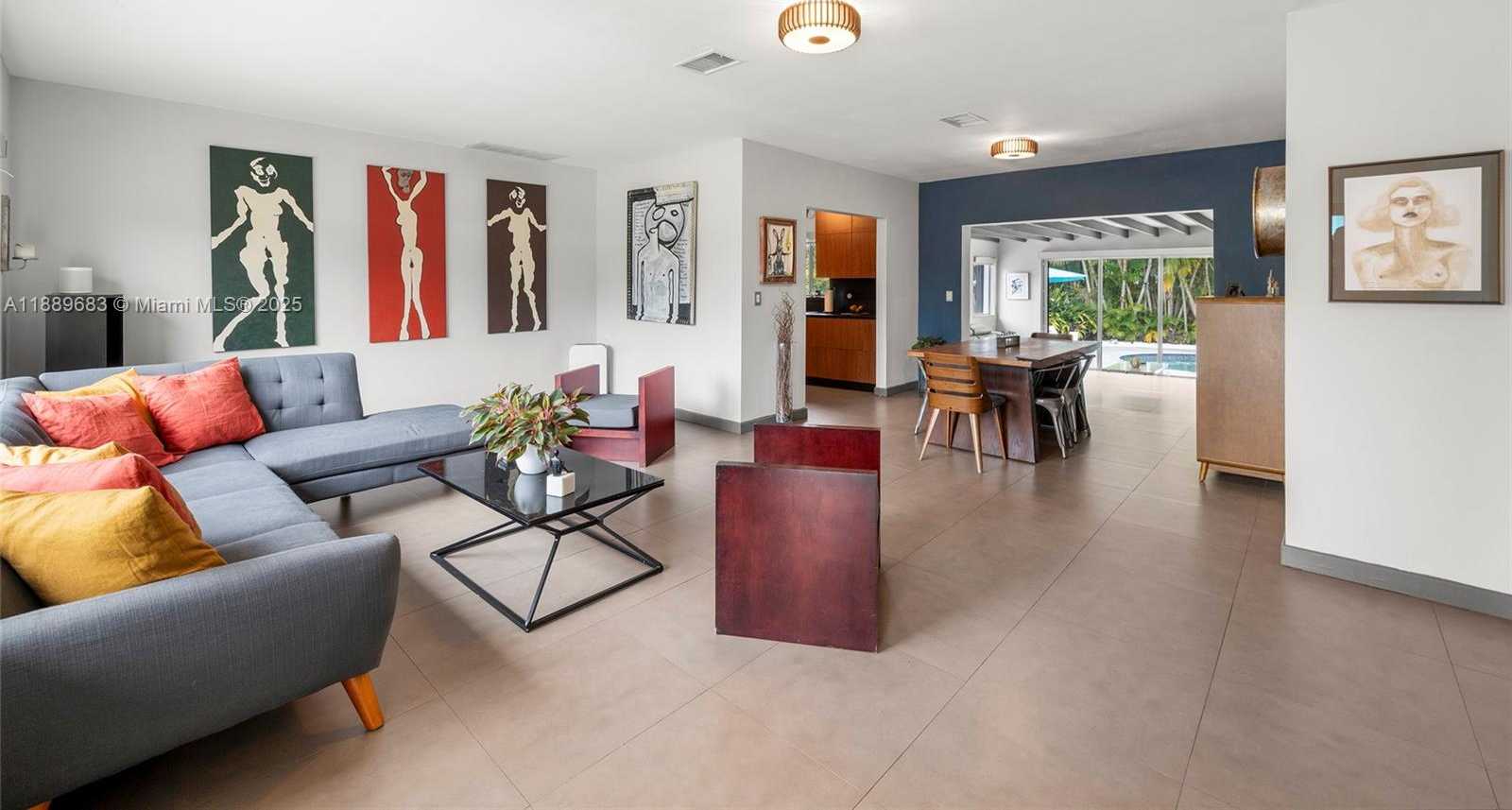 Small Image of 425 NORTH EAST 114TH ST, Miami Number 3